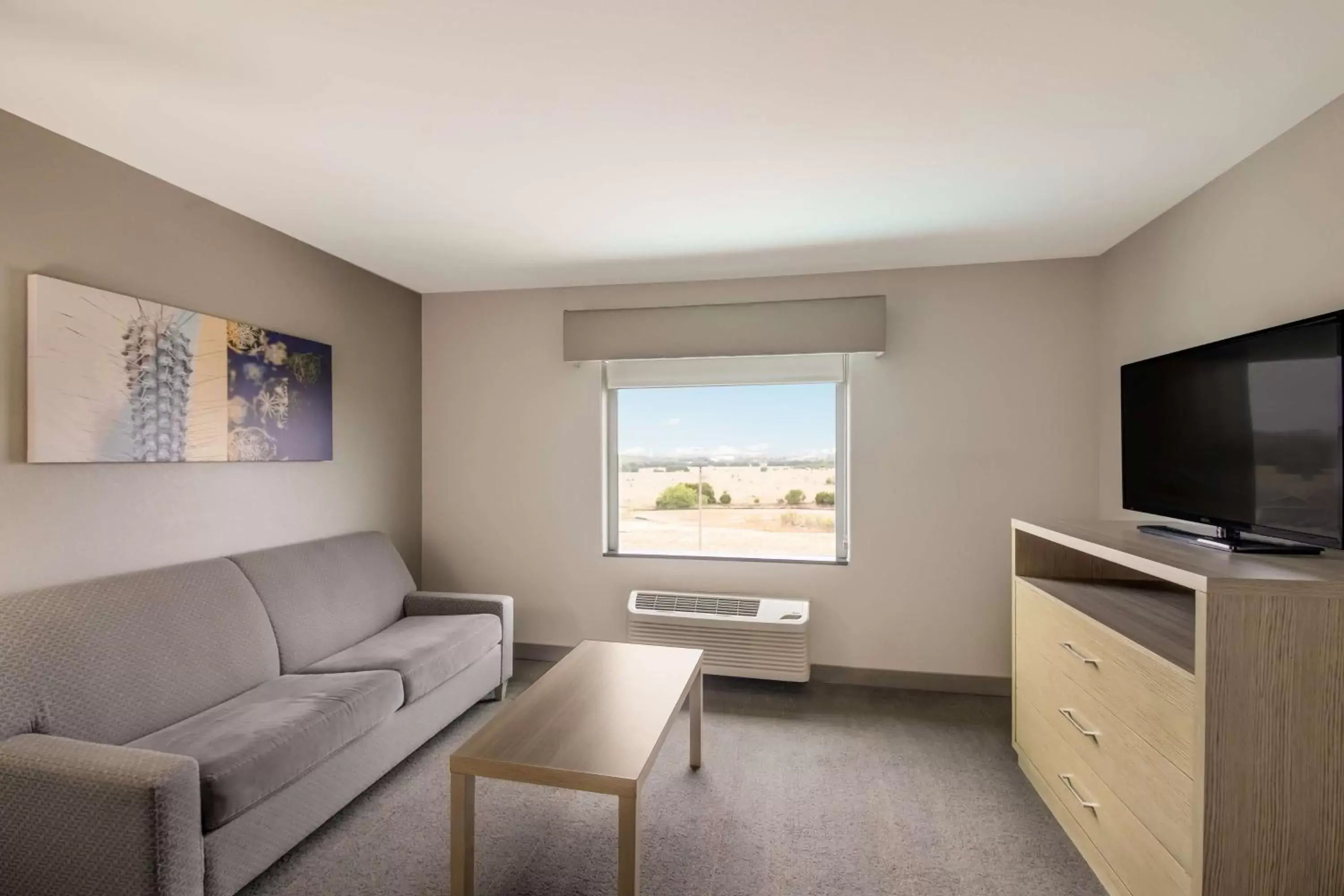 Photo of the whole room, Seating Area in Best Western Plus Killeen/Fort Hood Hotel & Suites