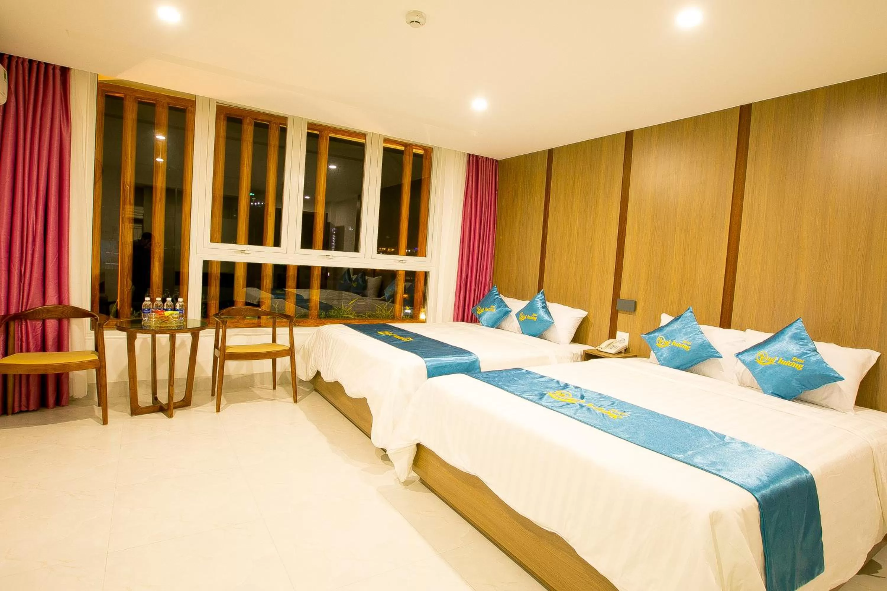 Bedroom, Bed in QUE HUONG HOTEL