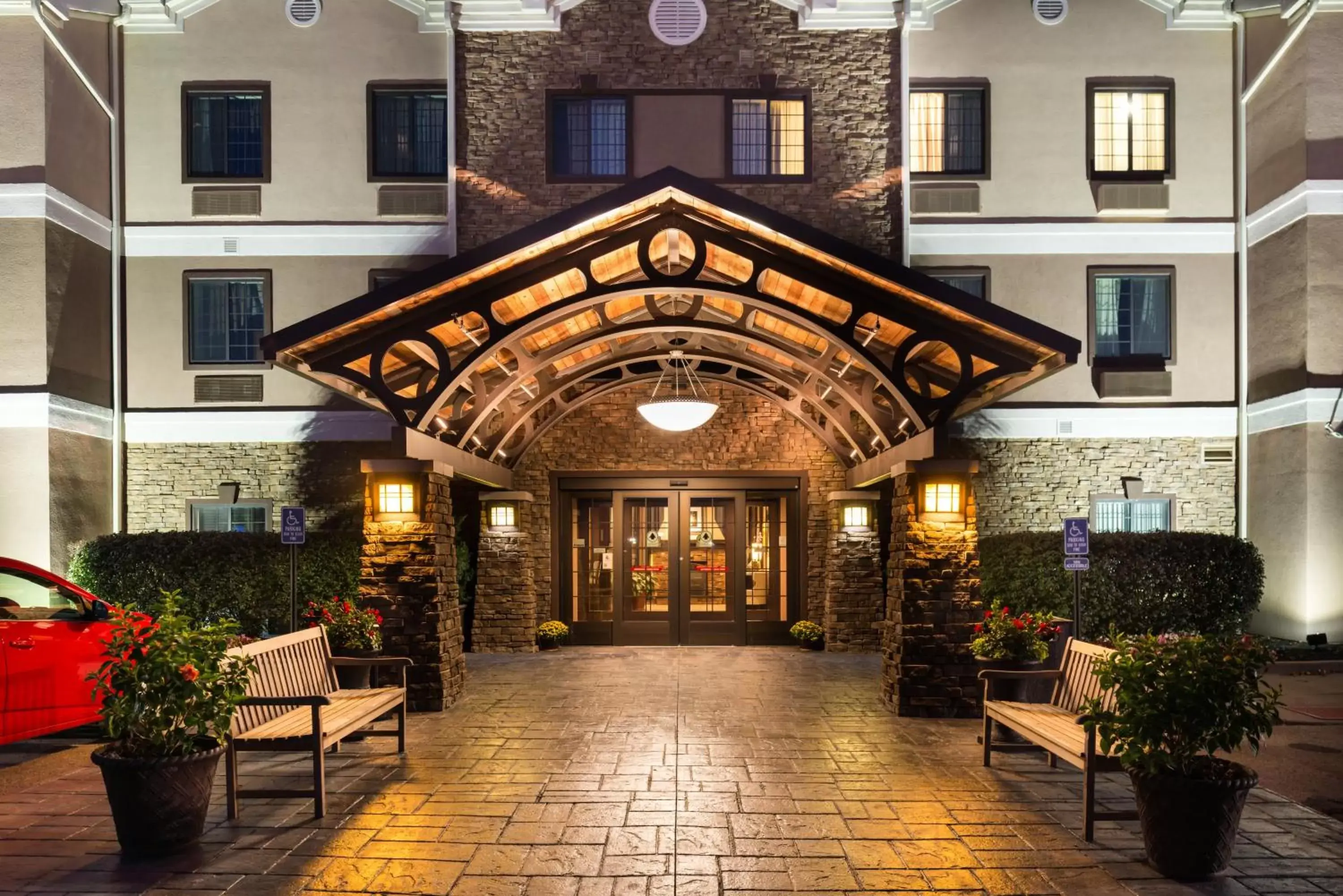 Property building in Staybridge Suites O'Fallon Chesterfield by IHG Property building in Staybridge Suites O'Fallon Chesterfield by IHG