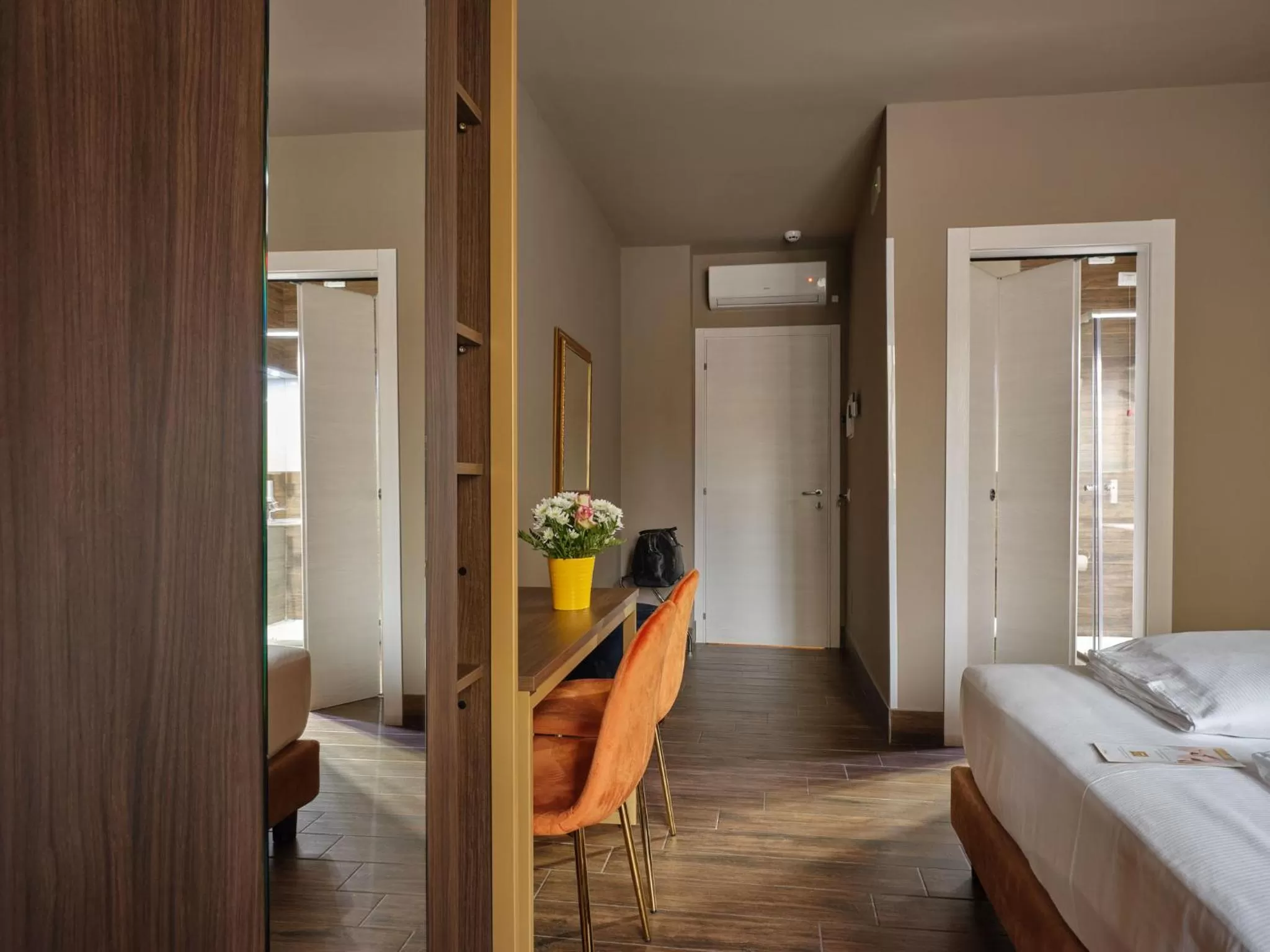 Photo of the whole room, Bed in Hotel Giulietta