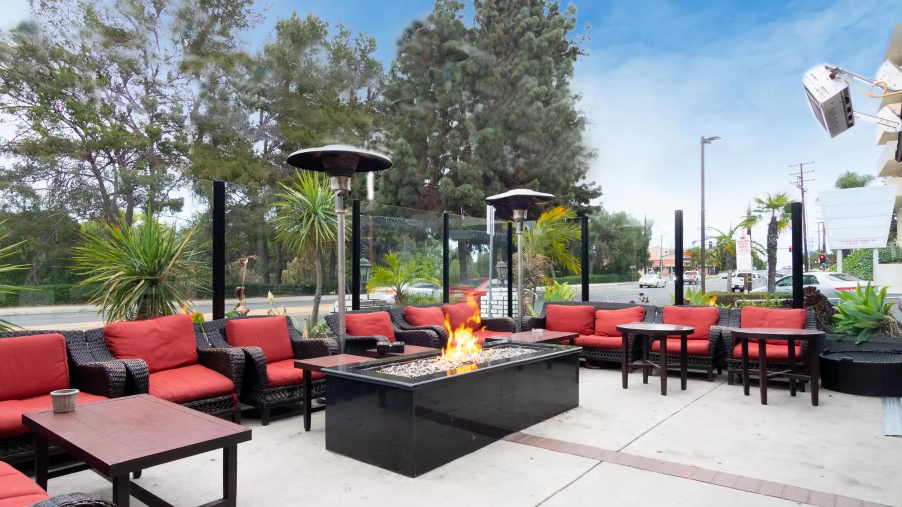 Restaurant/places to eat in Americas Best Value Inn Rancho Palos Verdes Restaurant/places to eat in Americas Best Value Inn Rancho Palos Verdes