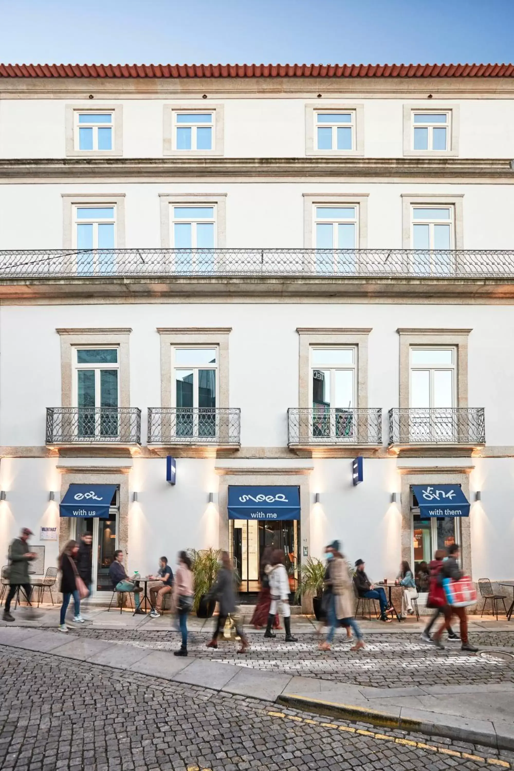 Property building in chic&basic Gravity Property building in chic&basic Gravity