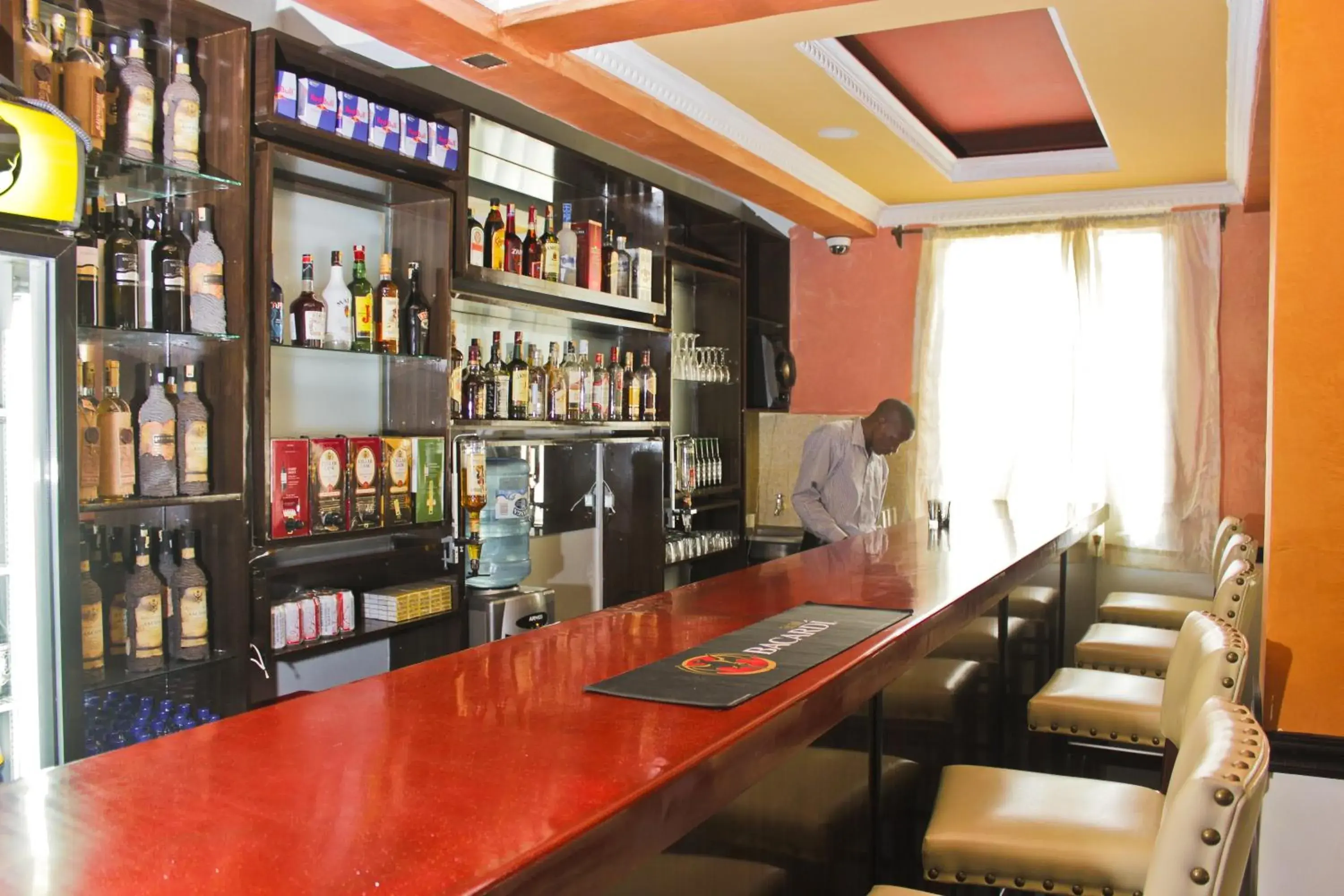 Restaurant/places to eat, Lounge/Bar in Hadassah Hotel
