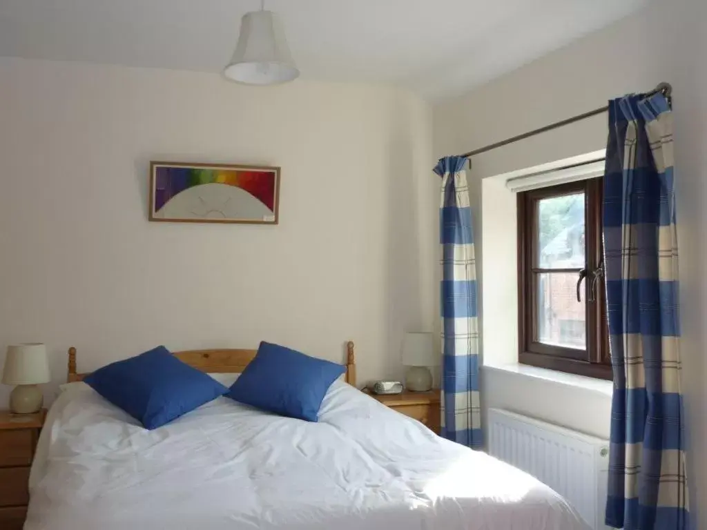 Bedroom, Bed in Shepherds Row Bed and Breakfast