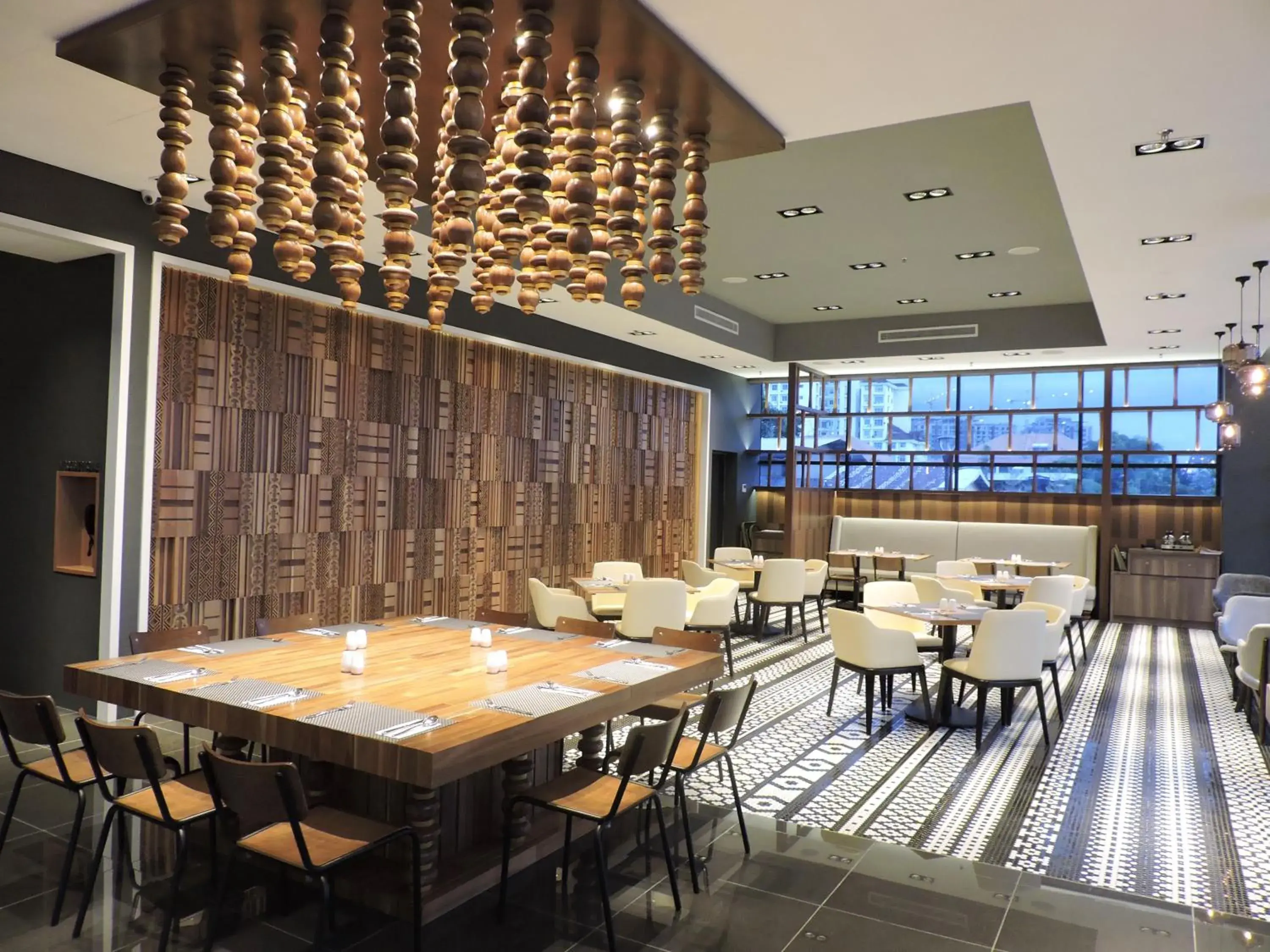 Restaurant/places to eat in Hotel N°5 Restaurant/places to eat in Hotel N°5