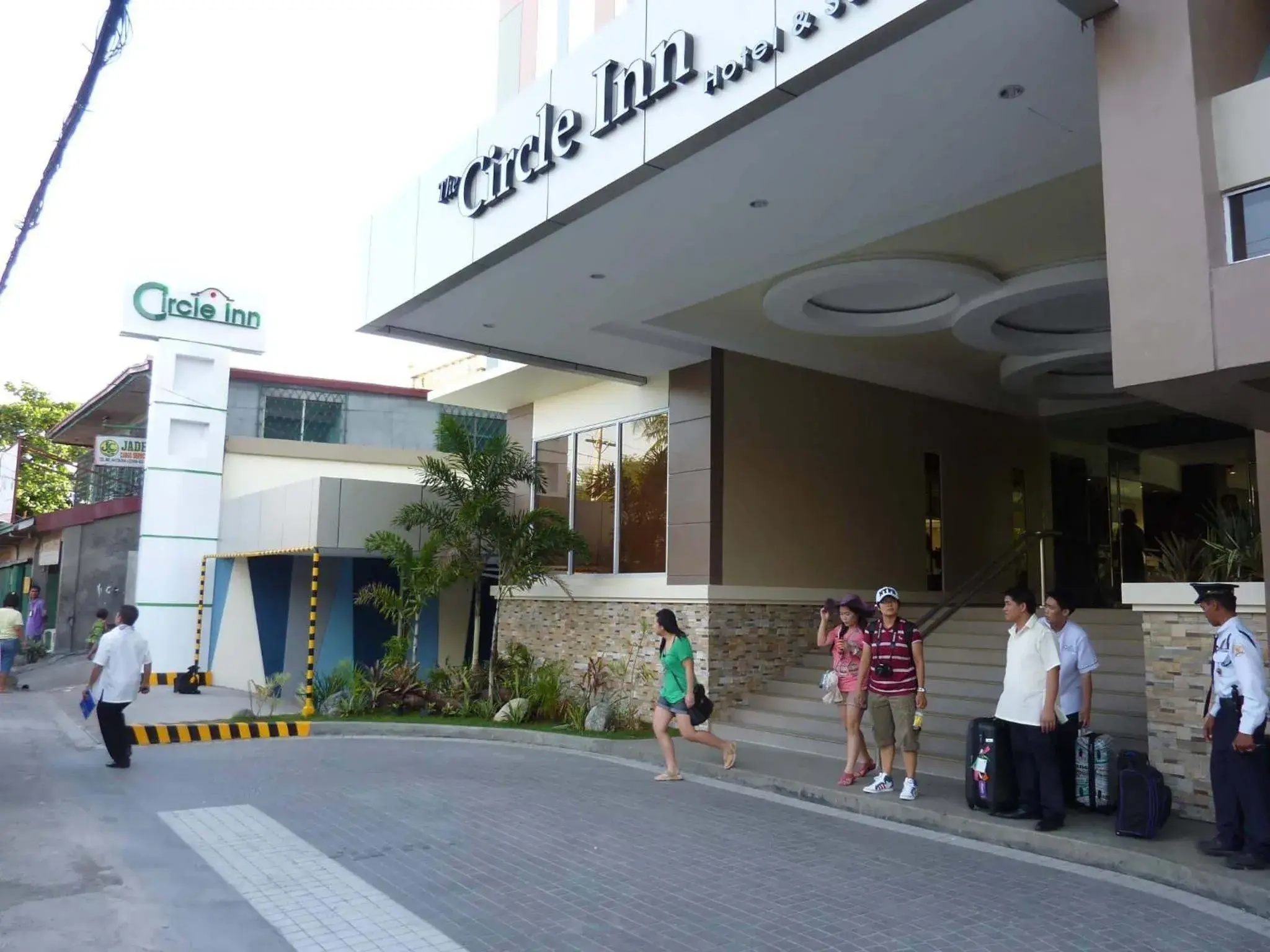 Facade/entrance in Circle Inn - Iloilo City Center