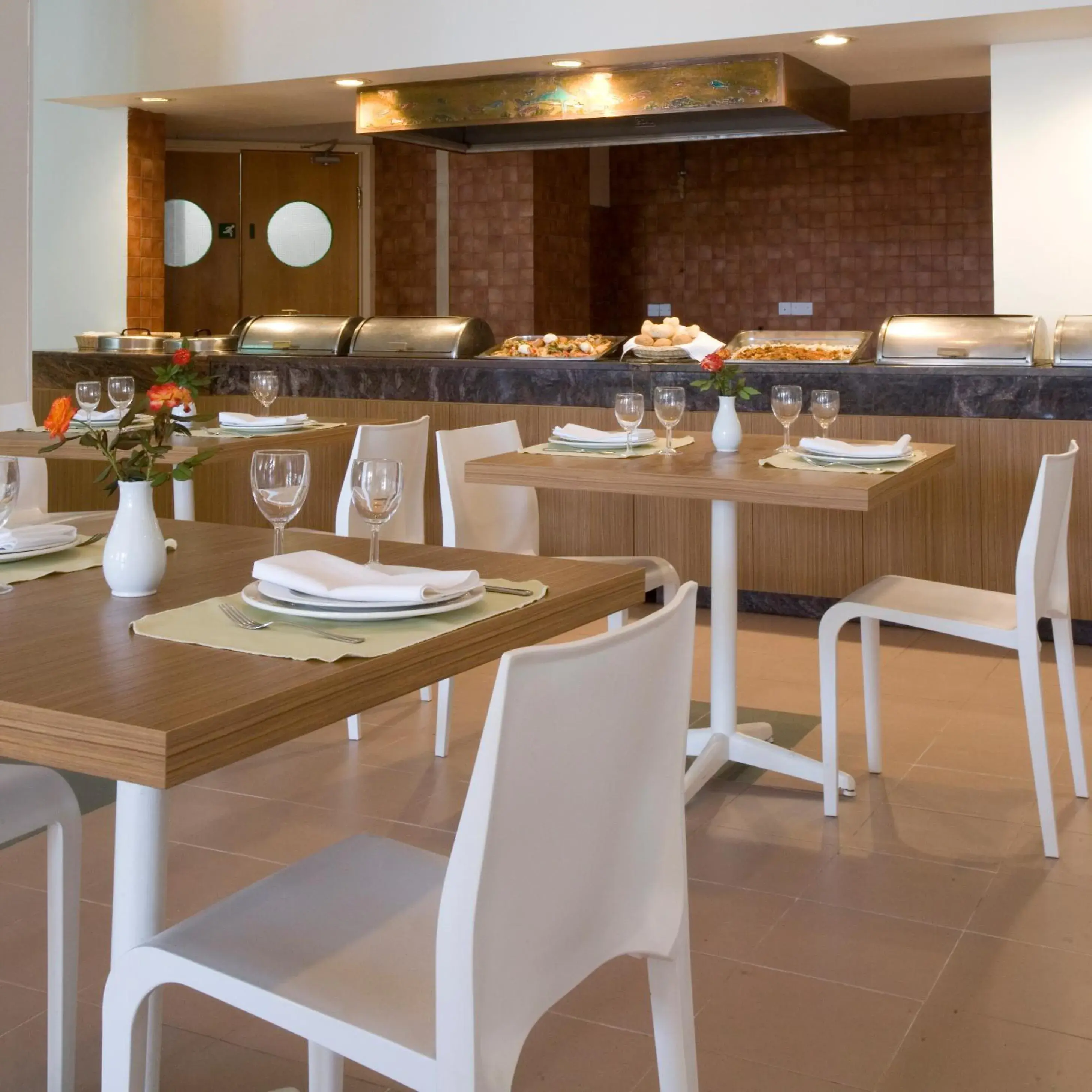 Restaurant/Places to Eat in Venus Beach Hotel