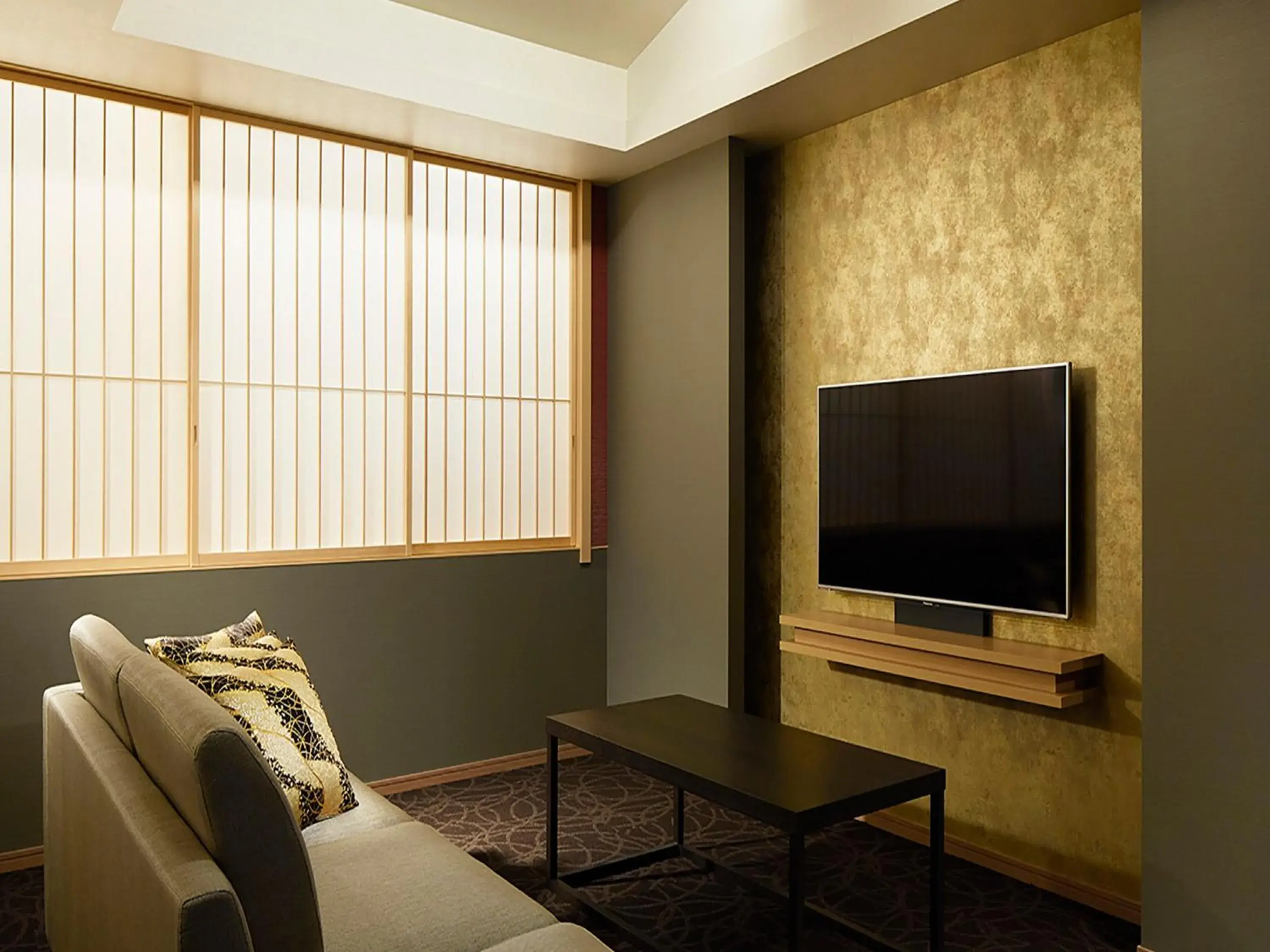 Photo of the whole room, TV/Entertainment Center in Mitsui Garden Hotel Kyoto Shinmachi Bettei