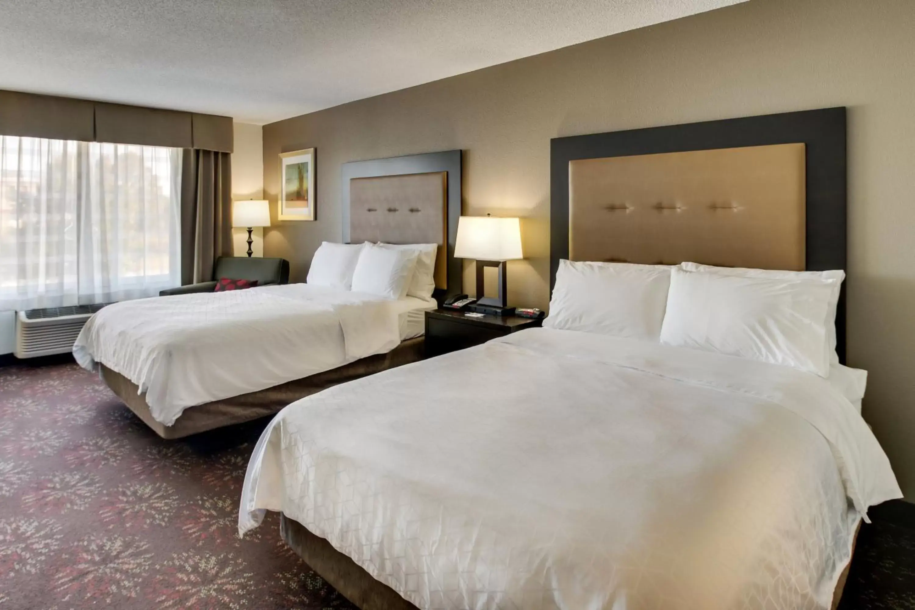 Photo of the whole room, Bed in Holiday Inn Express Hotel & Suites Lancaster-Lititz, an IHG Hotel