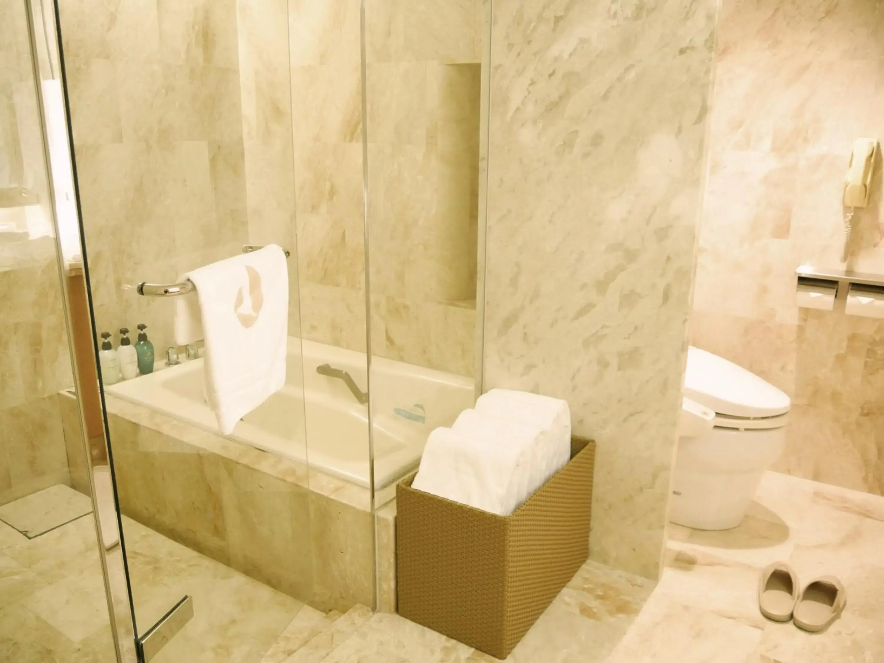 Shower, Bathroom in Hotel Okura Tokyo Bay