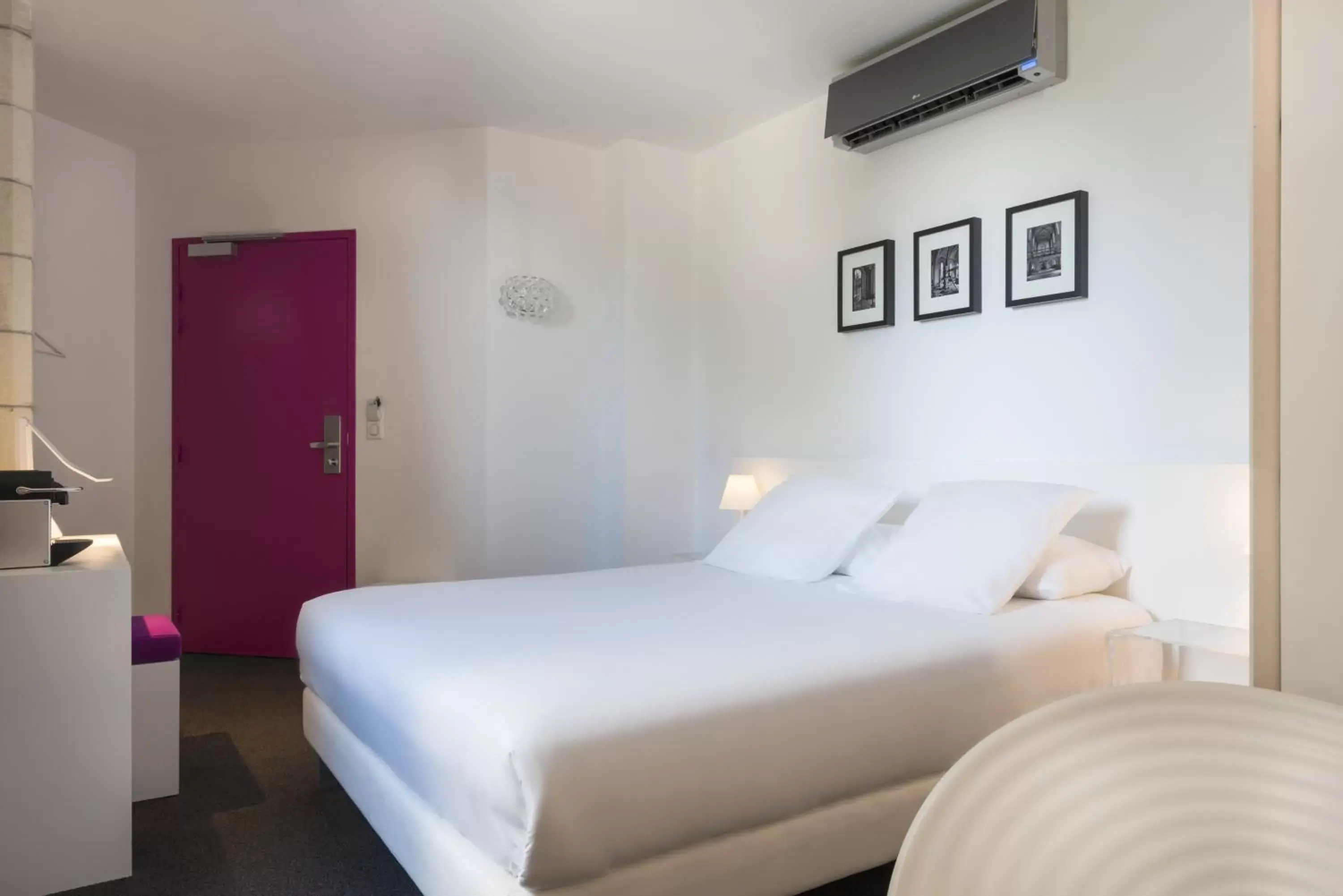 Bedroom, Bed in SOZO Hotel