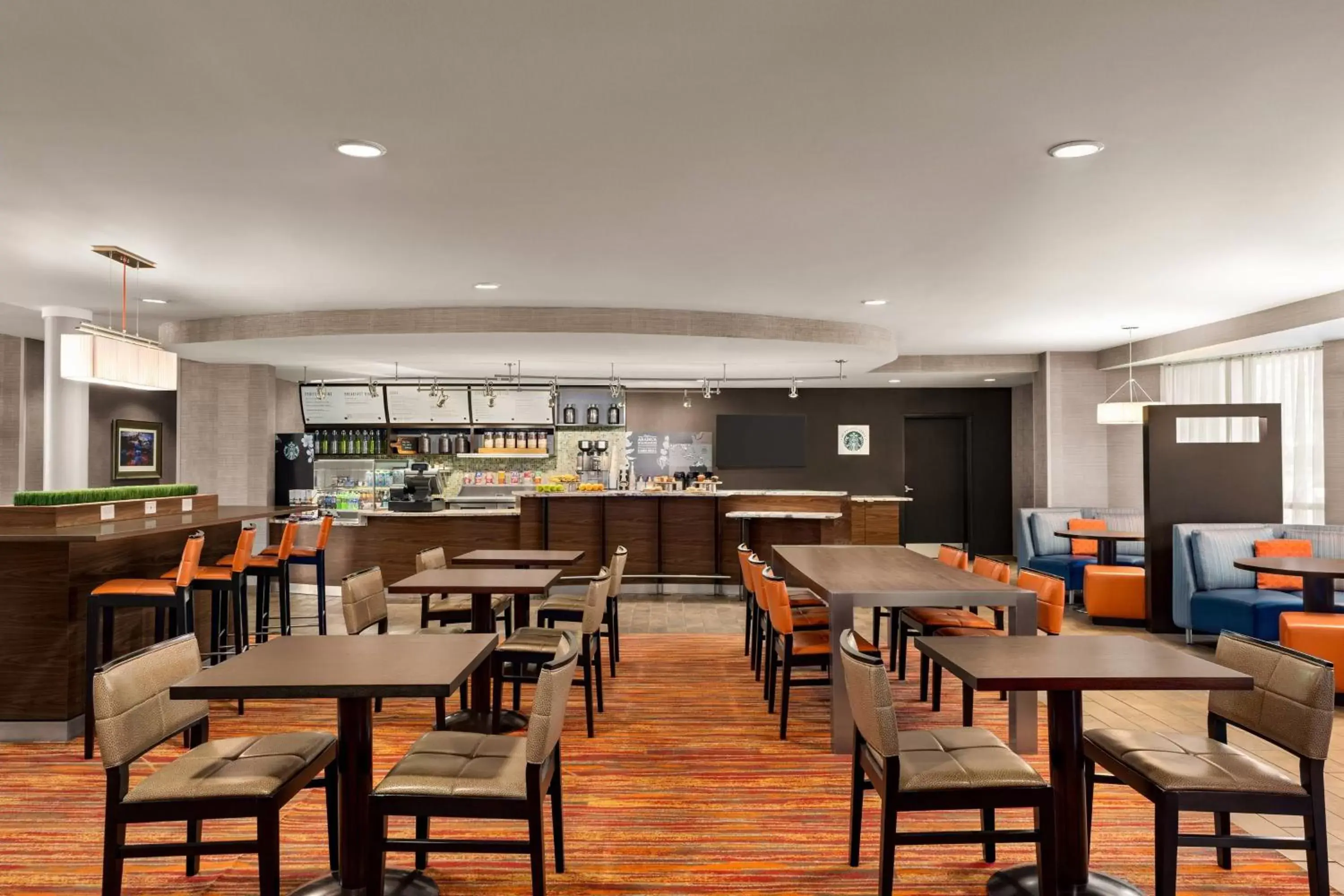 Restaurant/Places to Eat in Courtyard by Marriott Philadelphia Montgomeryville