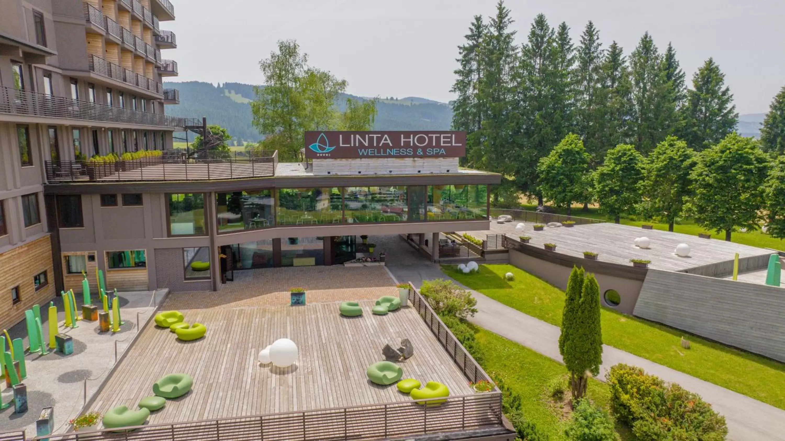 Bird's eye view, Pool View in Linta Hotel Wellness & Spa