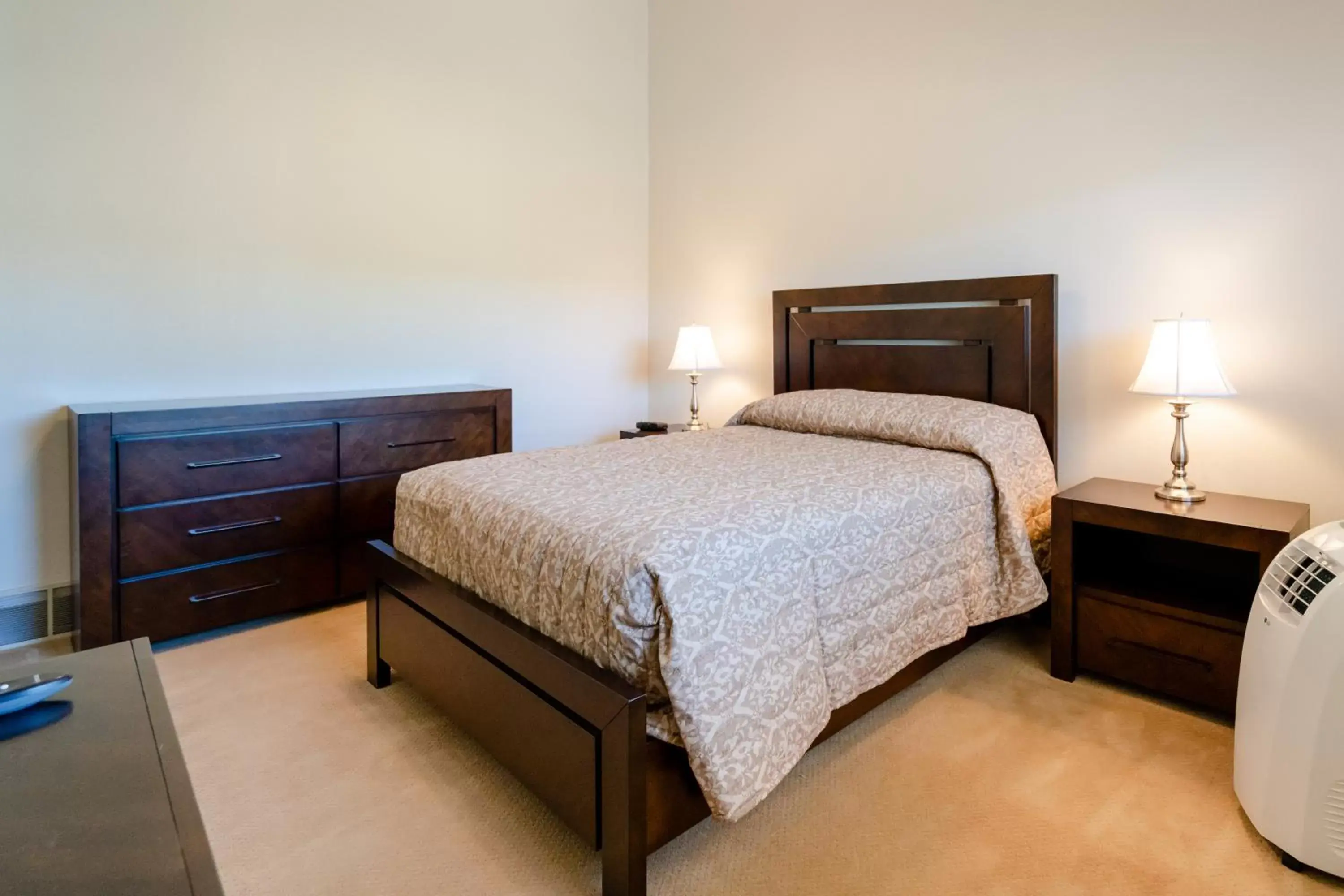 Two-Bedroom Suite in Circle J Club at Jeremy Ranch Two-Bedroom Suite in Circle J Club at Jeremy Ranch