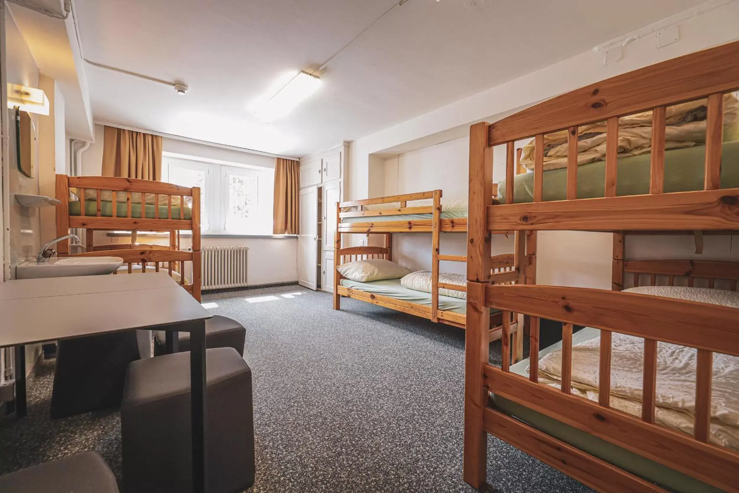 Photo of the whole room, Bunk Bed in Arosa Mountain Lodge