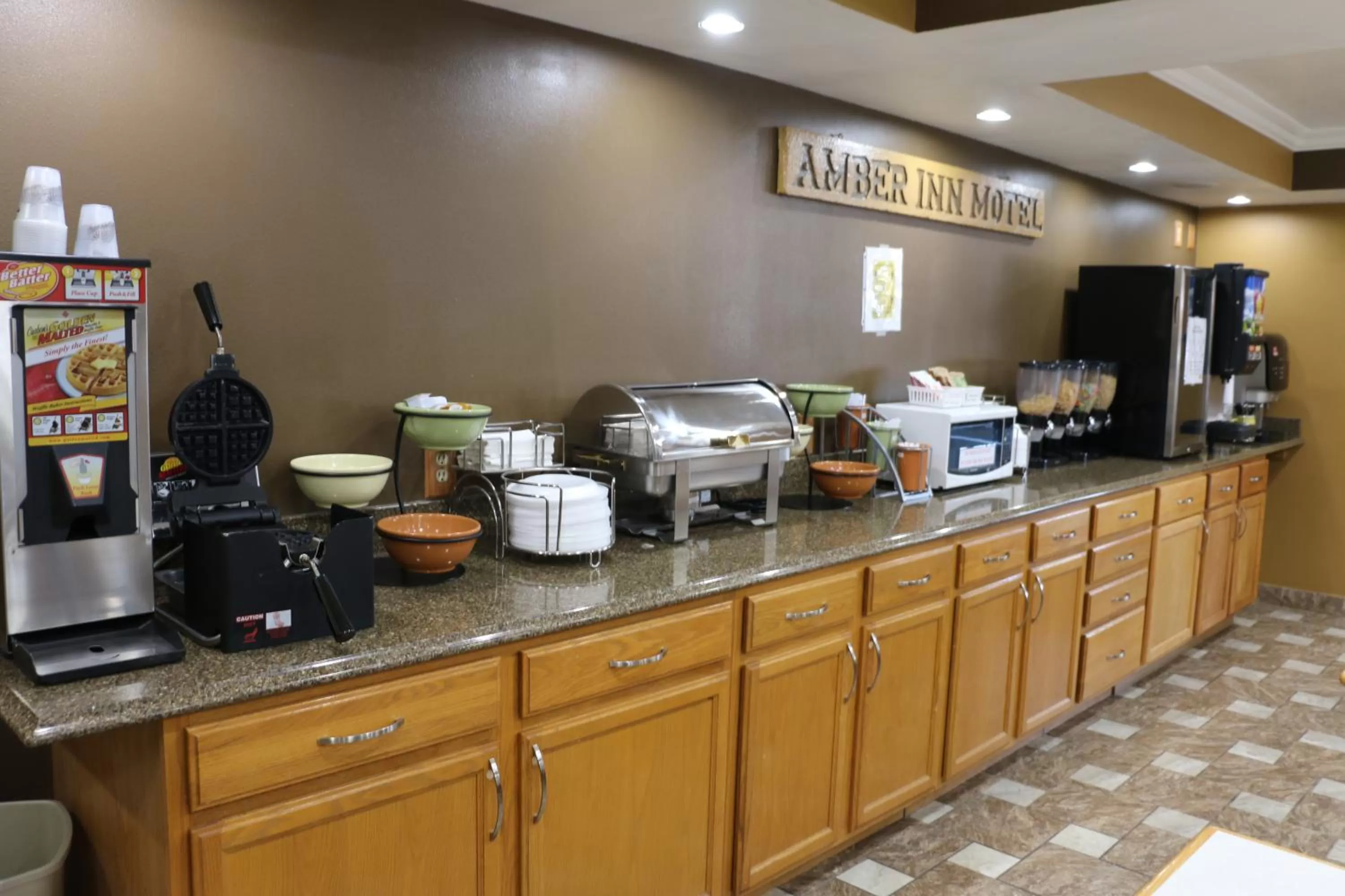 Breakfast in Amber Inn