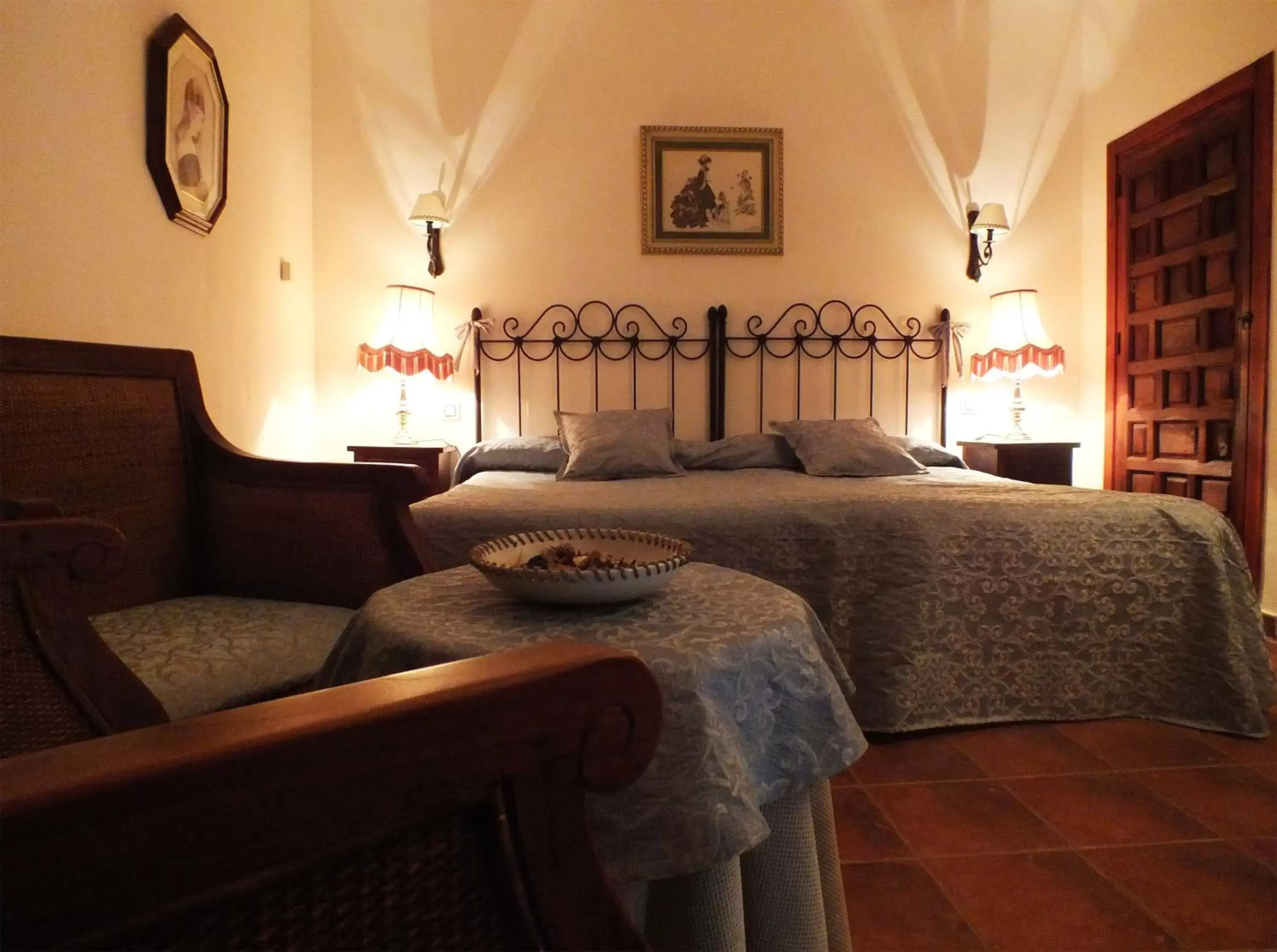 Bed in Hotel Rural Posada Los Caballeros