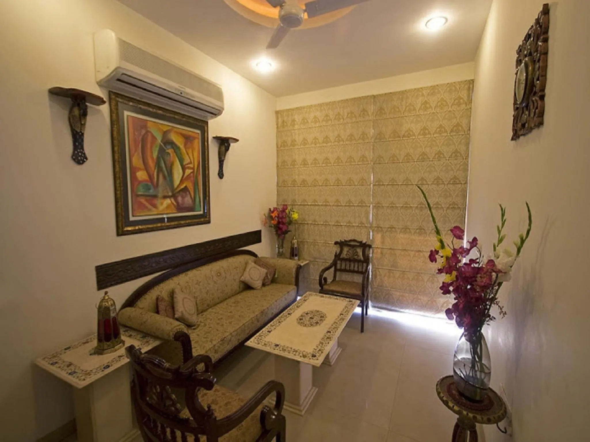 Lobby or reception in Red Maple Bed & Breakfast