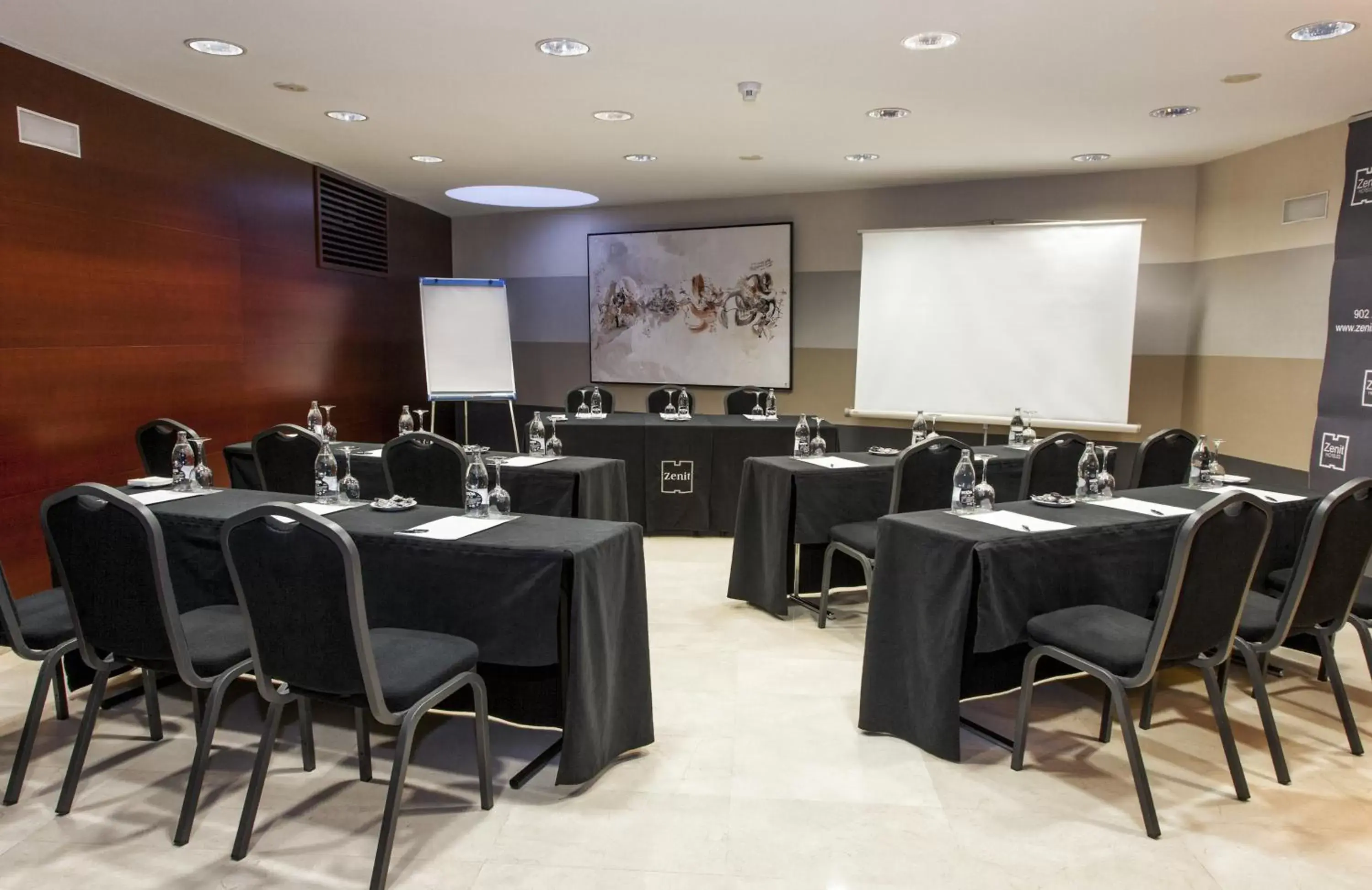 Meeting/conference room in Zenit Murcia