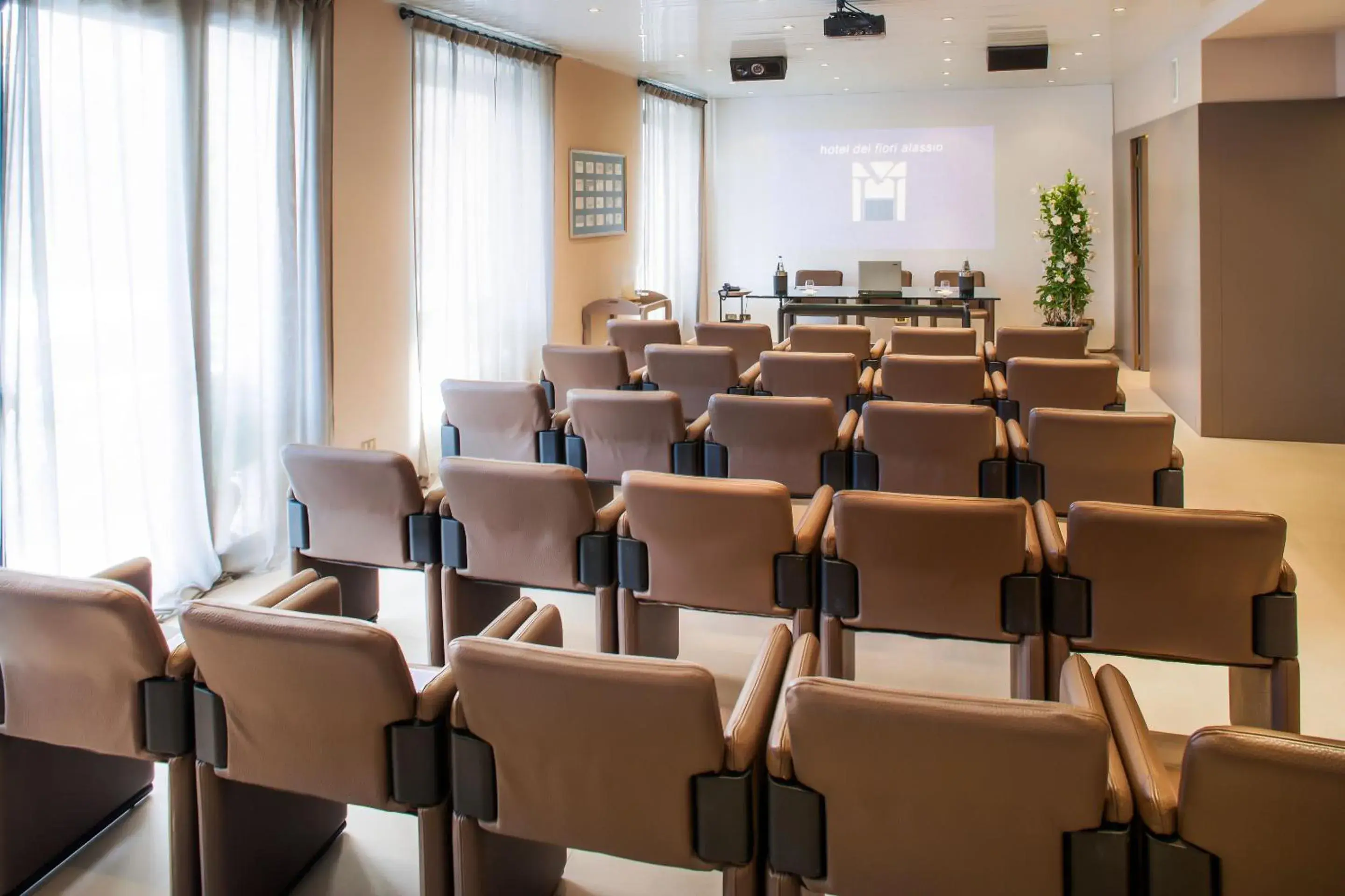 Meeting/conference room in Hotel Dei Fiori Restaurant - Meeting & Spa