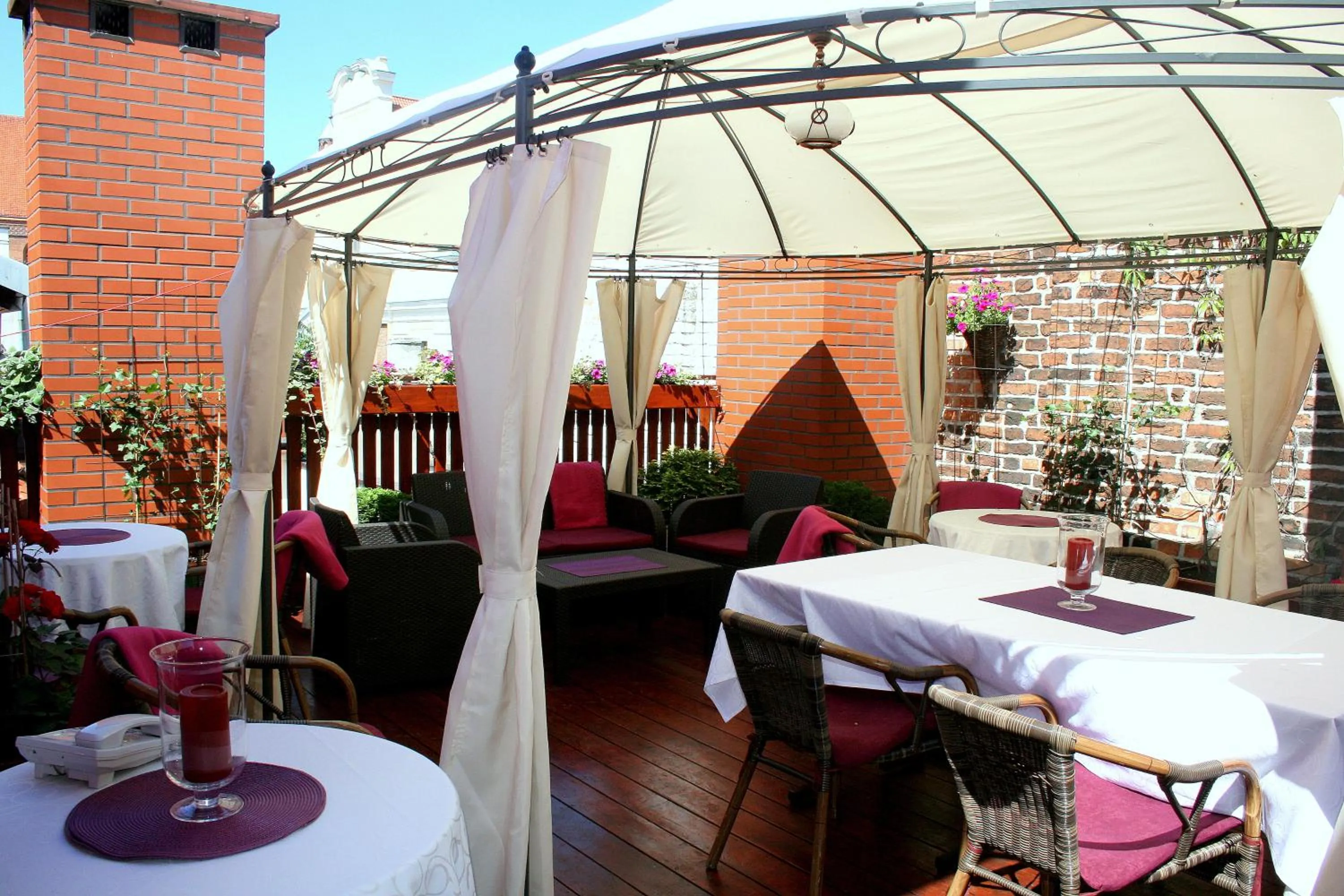 Restaurant/places to eat in Gotyk