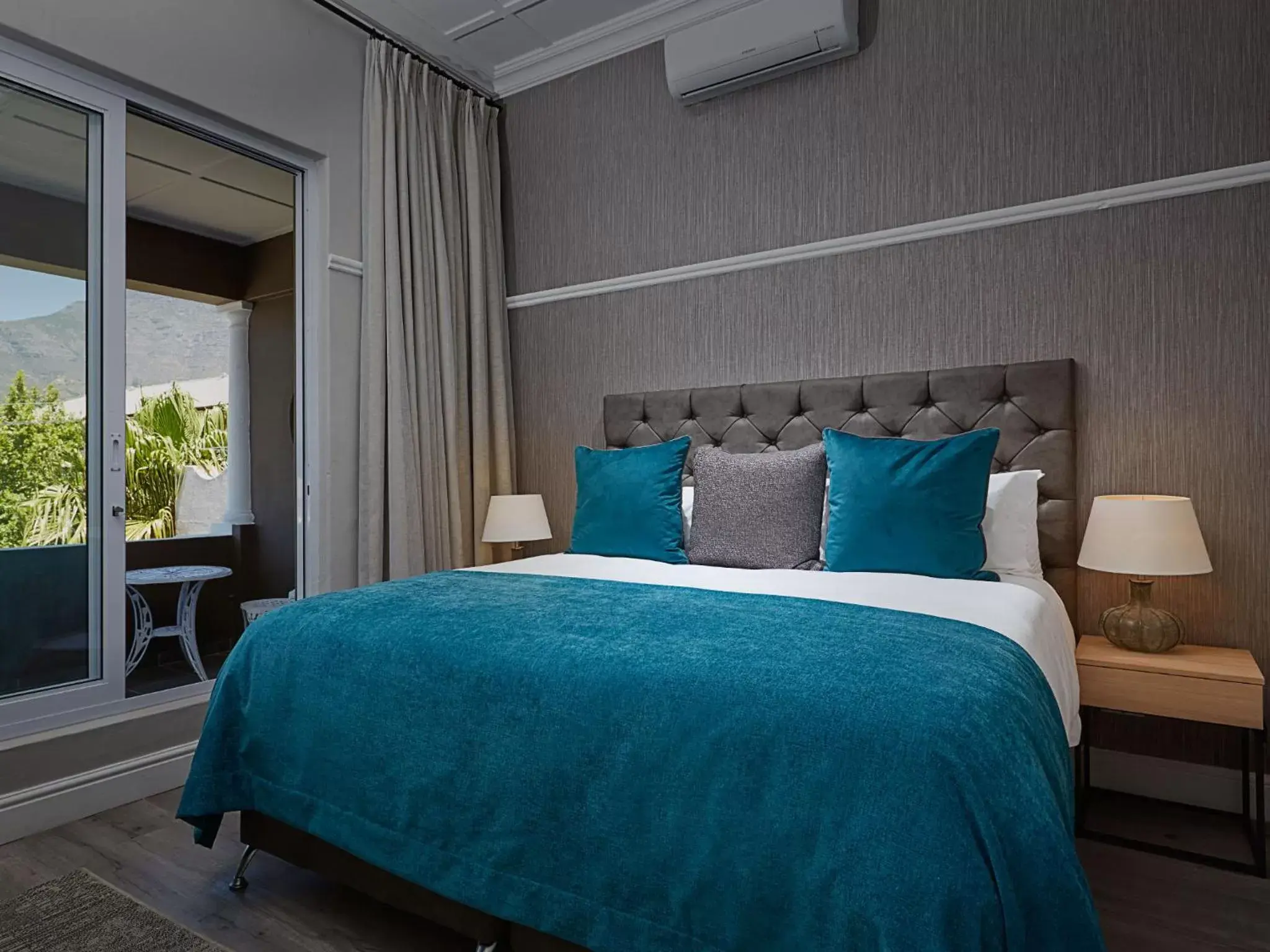 Bedroom, Bed in Cloud 9 Boutique Hotel and Spa