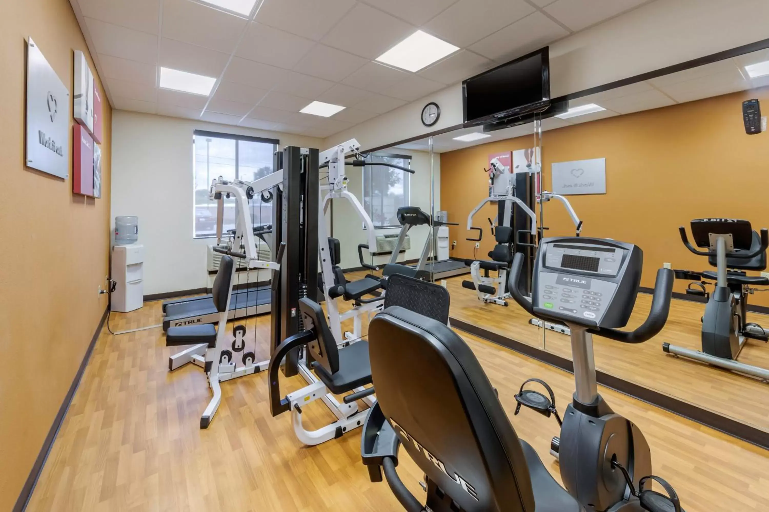 Fitness centre/facilities, Fitness Center/Facilities in Comfort Suites Near City of Industry - Los Angeles