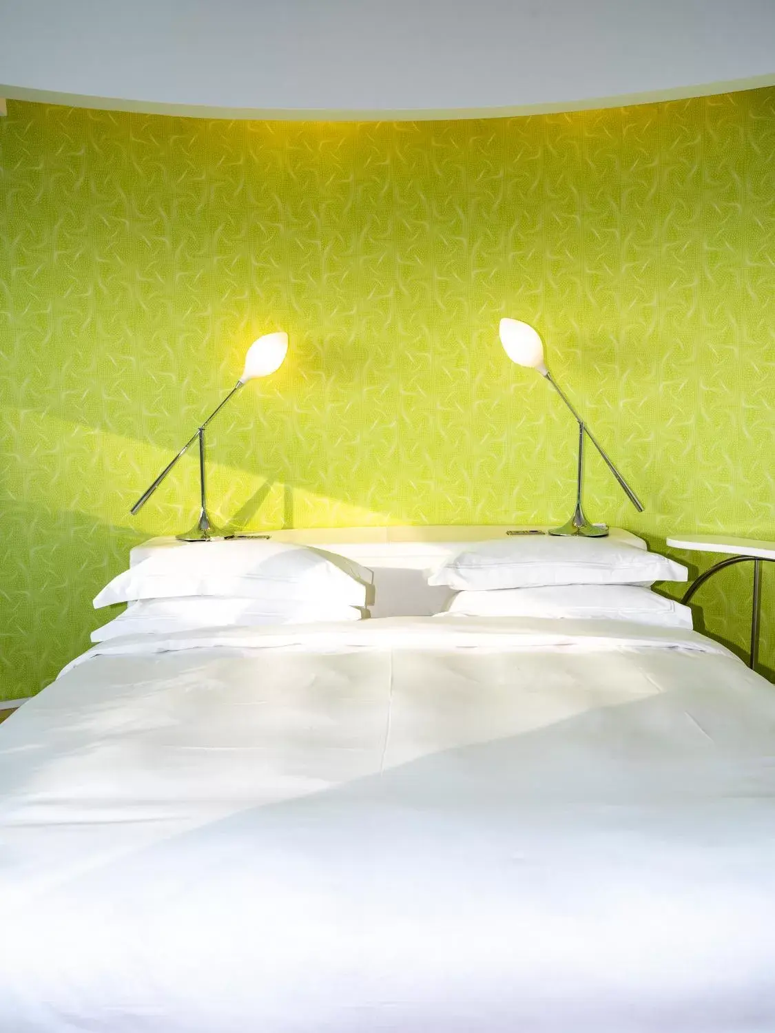 Bed in Semiramis Bed in Semiramis