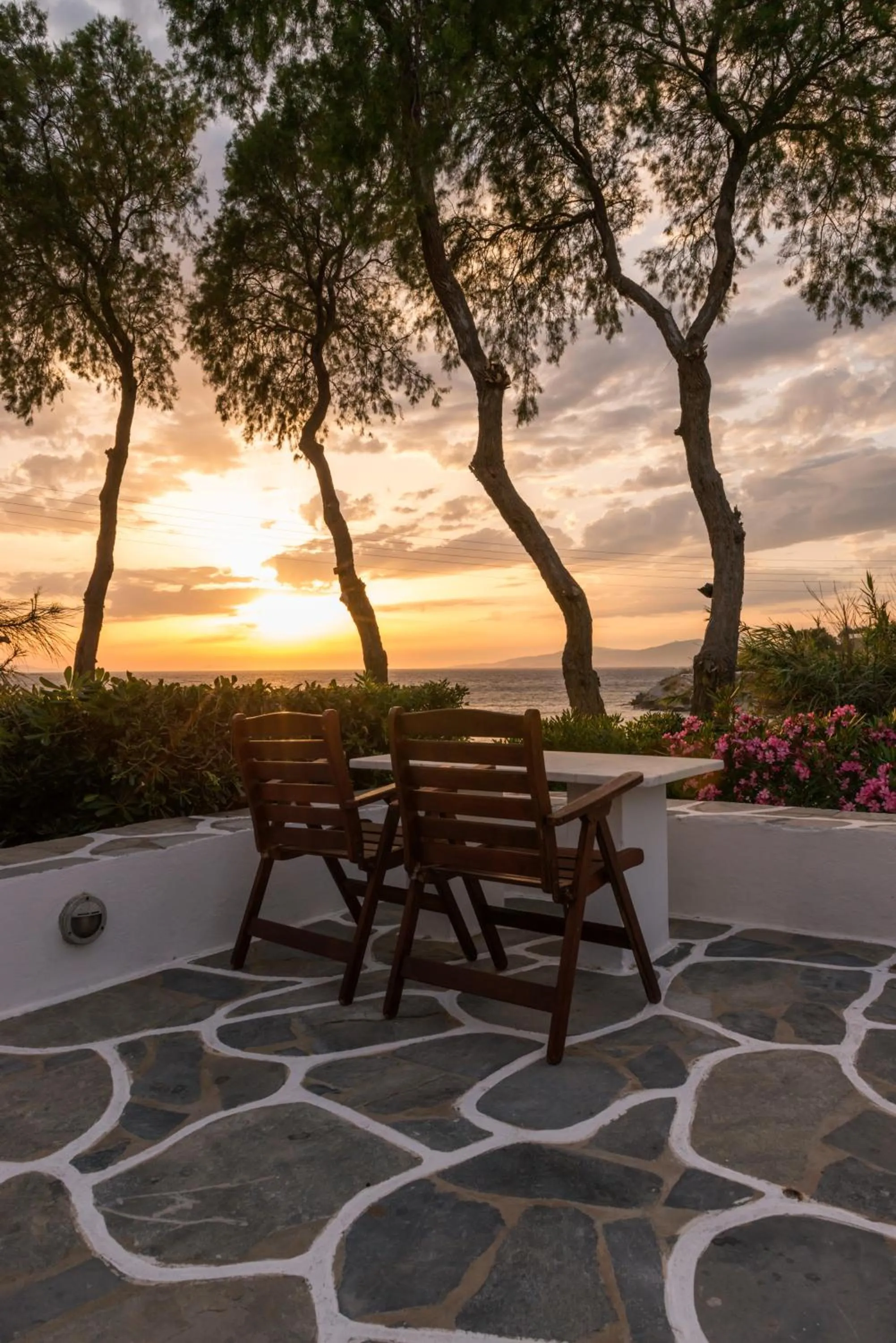 Poseidon Hotel Suites