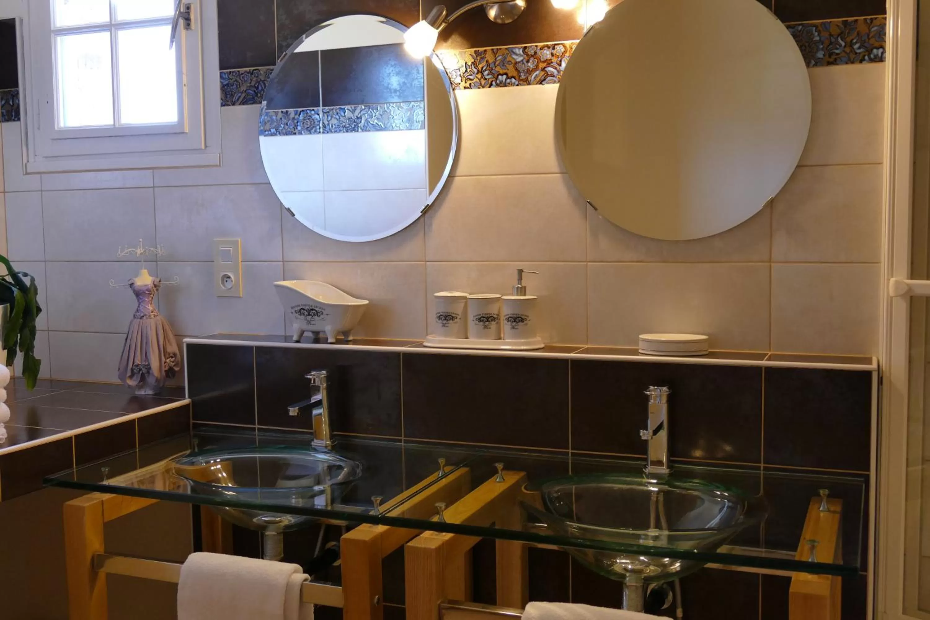 Decorative detail, Lounge/Bar in Le Clos des Perraudières