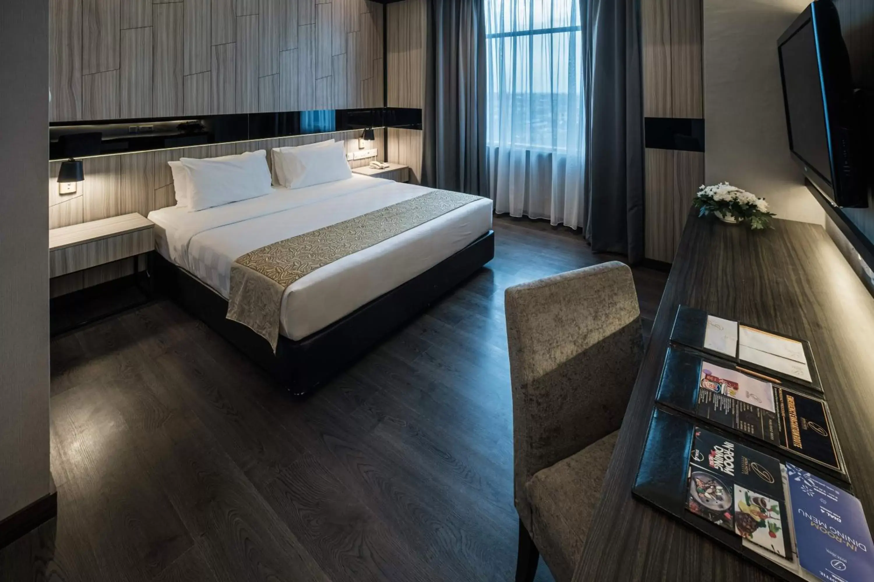 Bedroom, Bed in Grand Jatra Hotel Pekanbaru