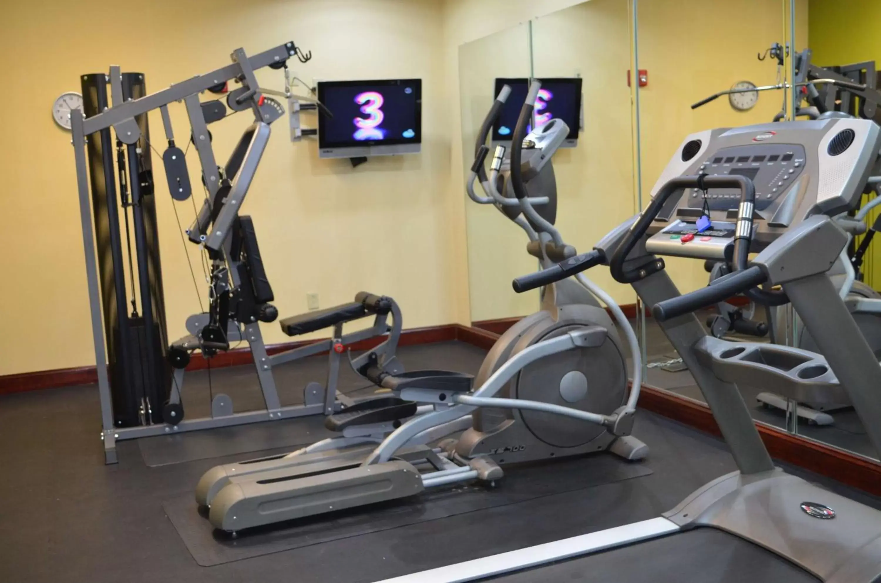 Activities, Fitness Center/Facilities in Country Inn & Suites by Radisson, Savannah Airport, GA
