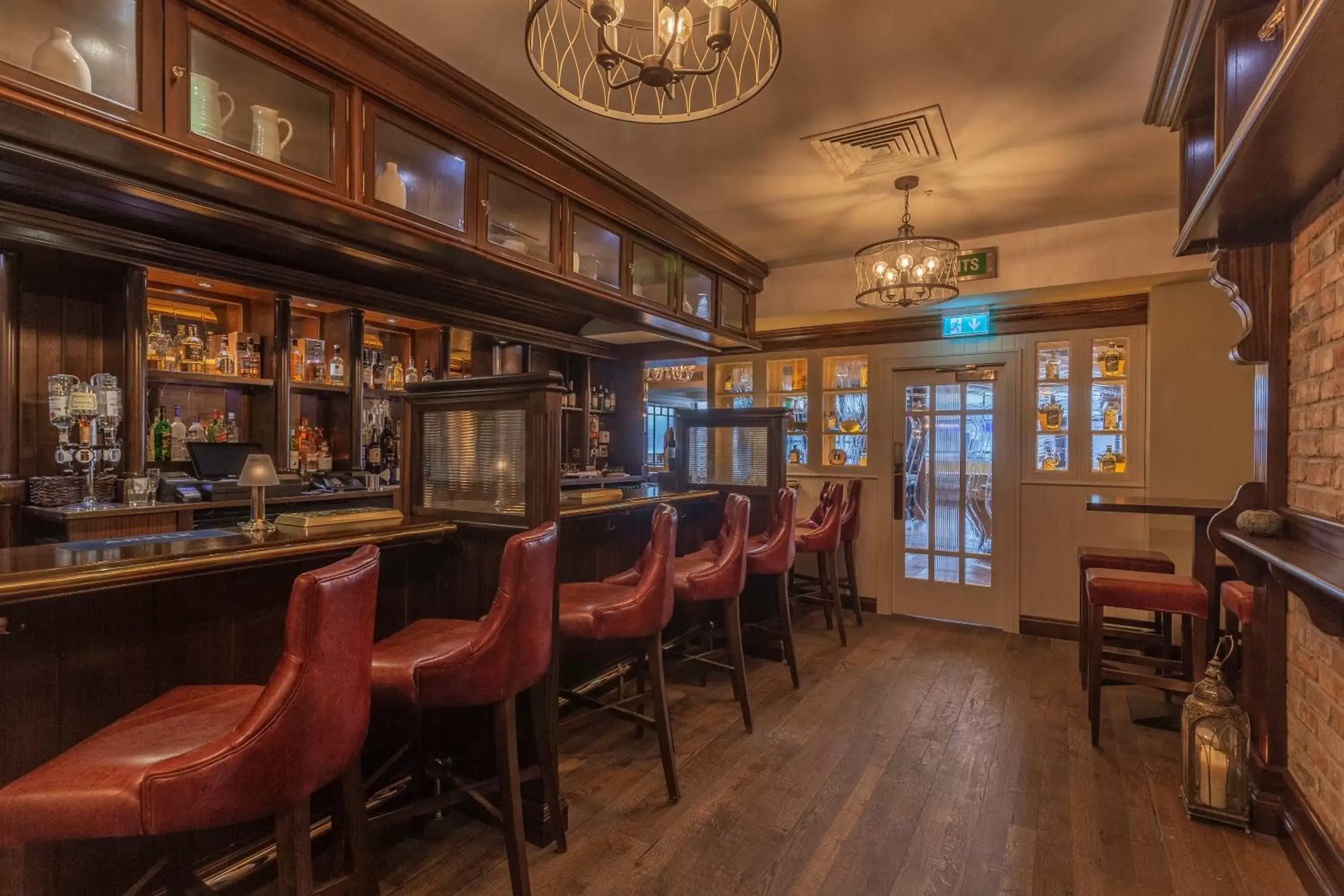 Restaurant/places to eat, Lounge/Bar in Glenroyal Hotel