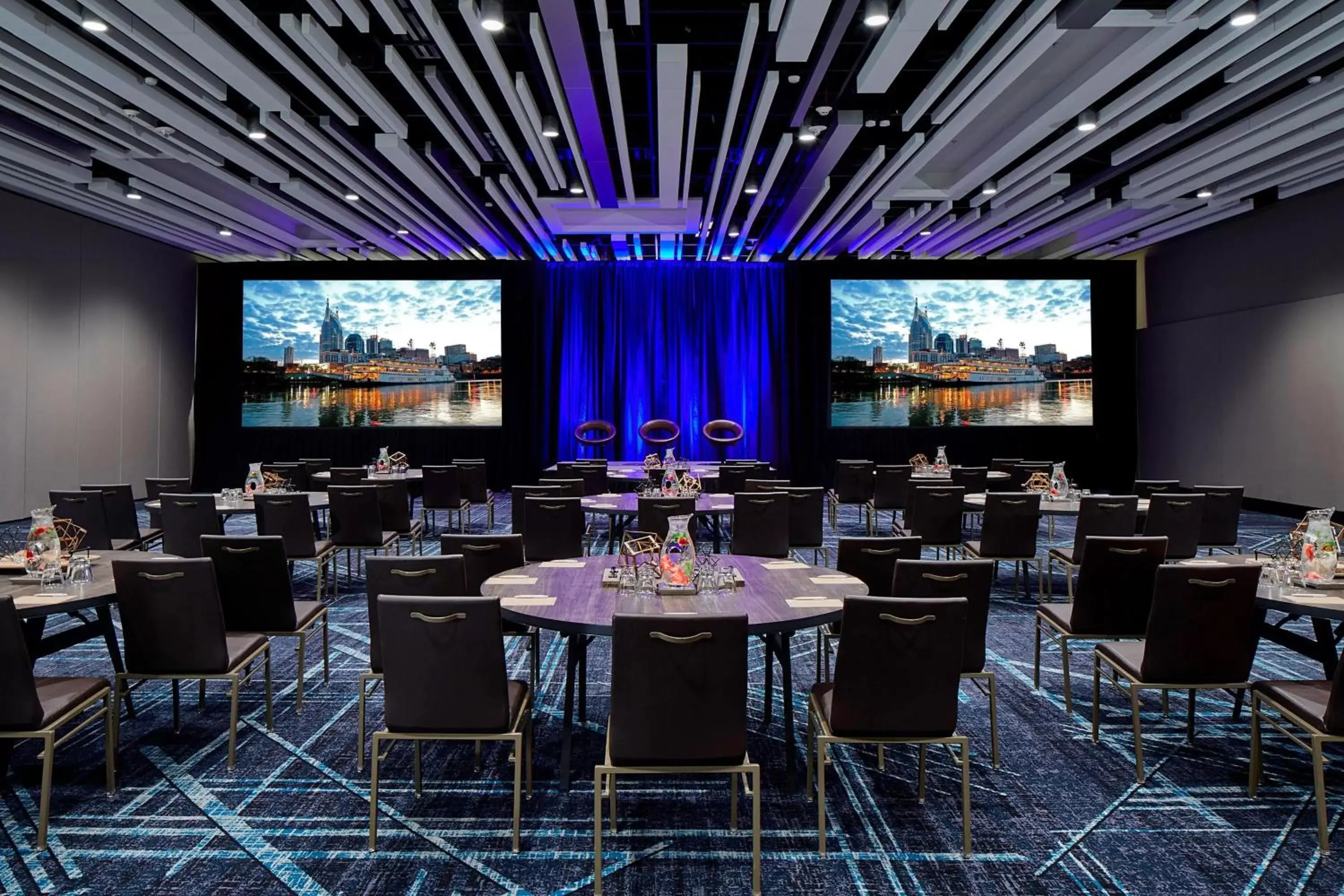 Meeting/conference room in Renaissance Nashville Hotel