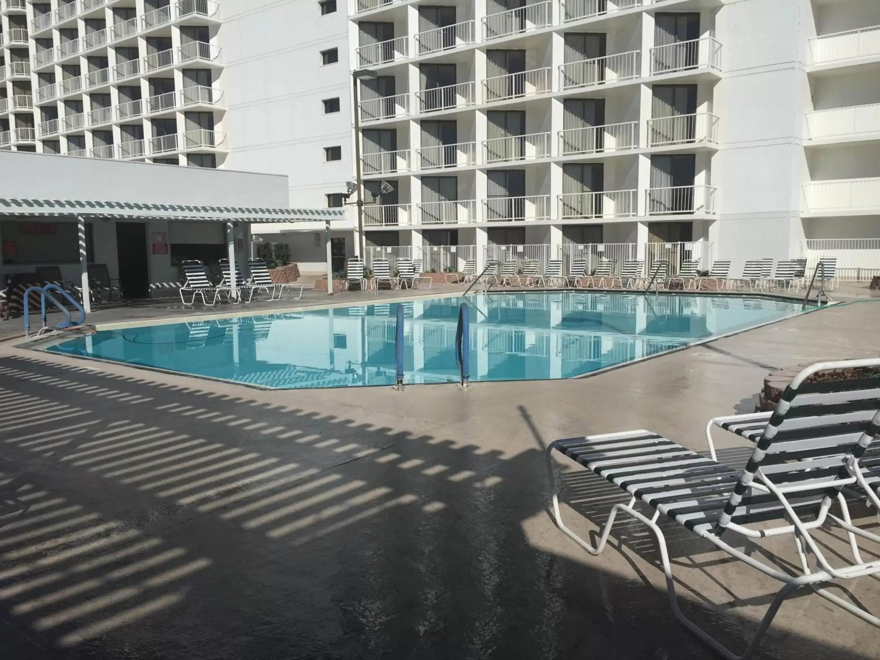 Spring, Swimming Pool in Don Laughlin's Riverside Resort & Casino