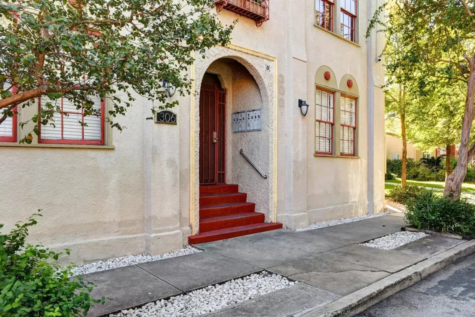 Property Building in THE MADISON - San Antonio Riverwalk - Downtown - Convention Center