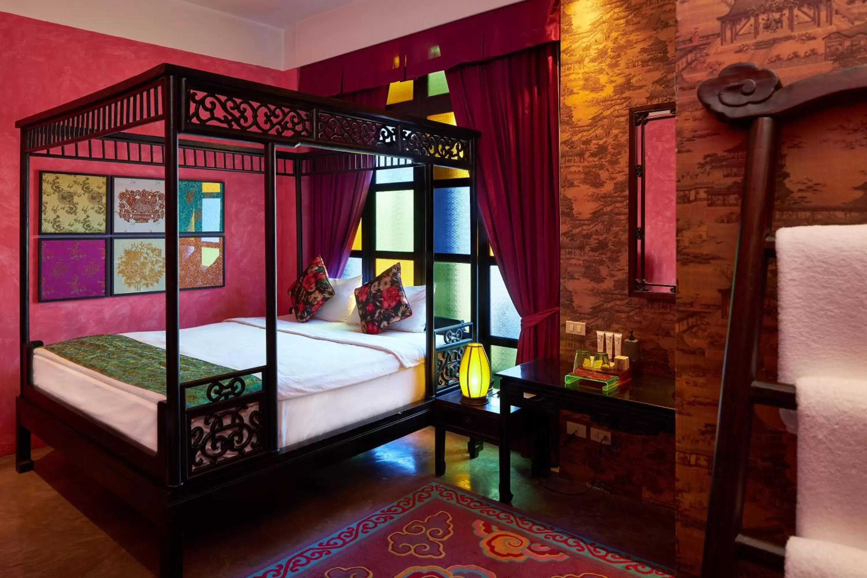 Bedroom, Bunk Bed in Shanghai Mansion Bangkok - SHA Extra Plus