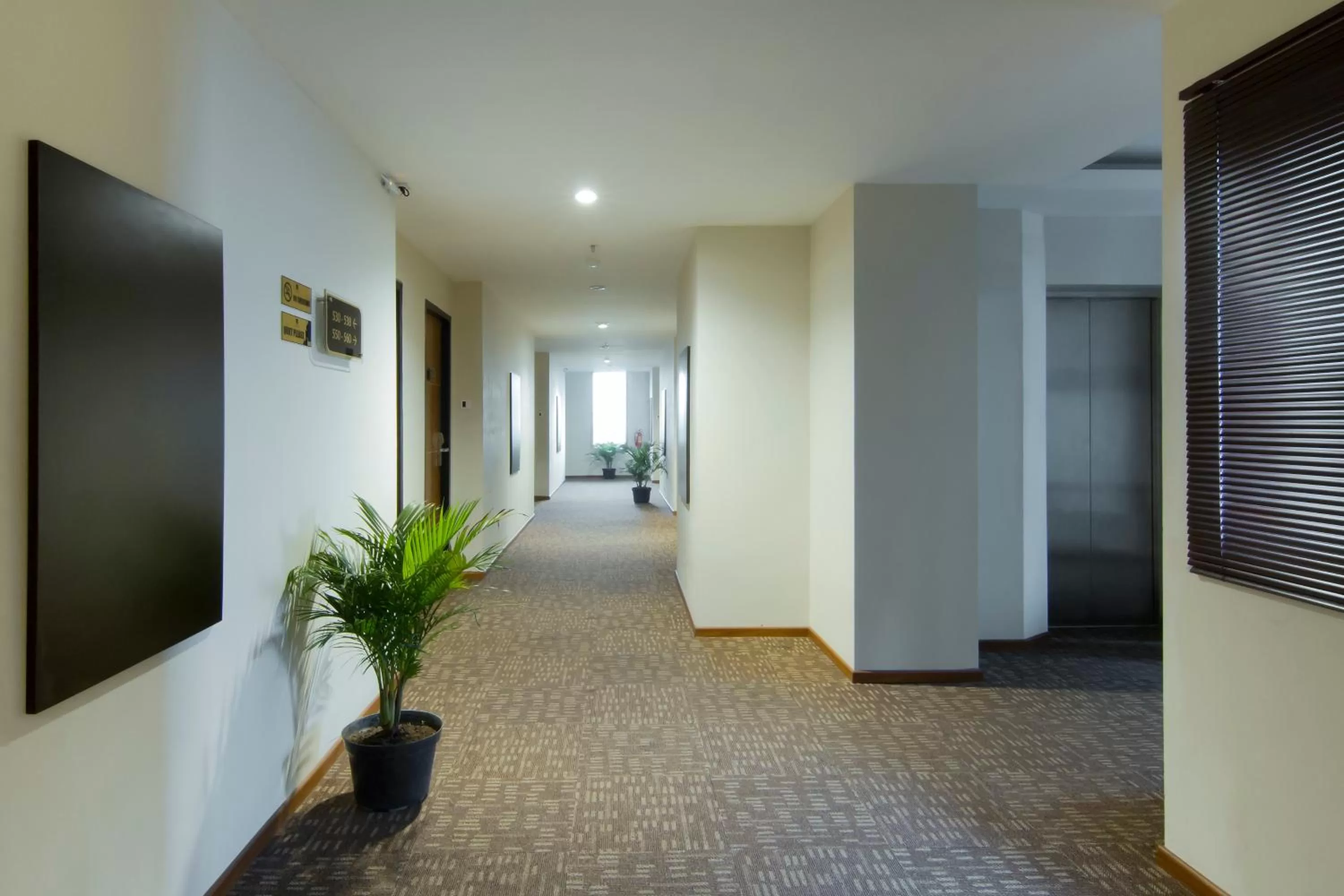Area and facilities in De Laxston Hotel Yogyakarta, Azana Hotels Collection
