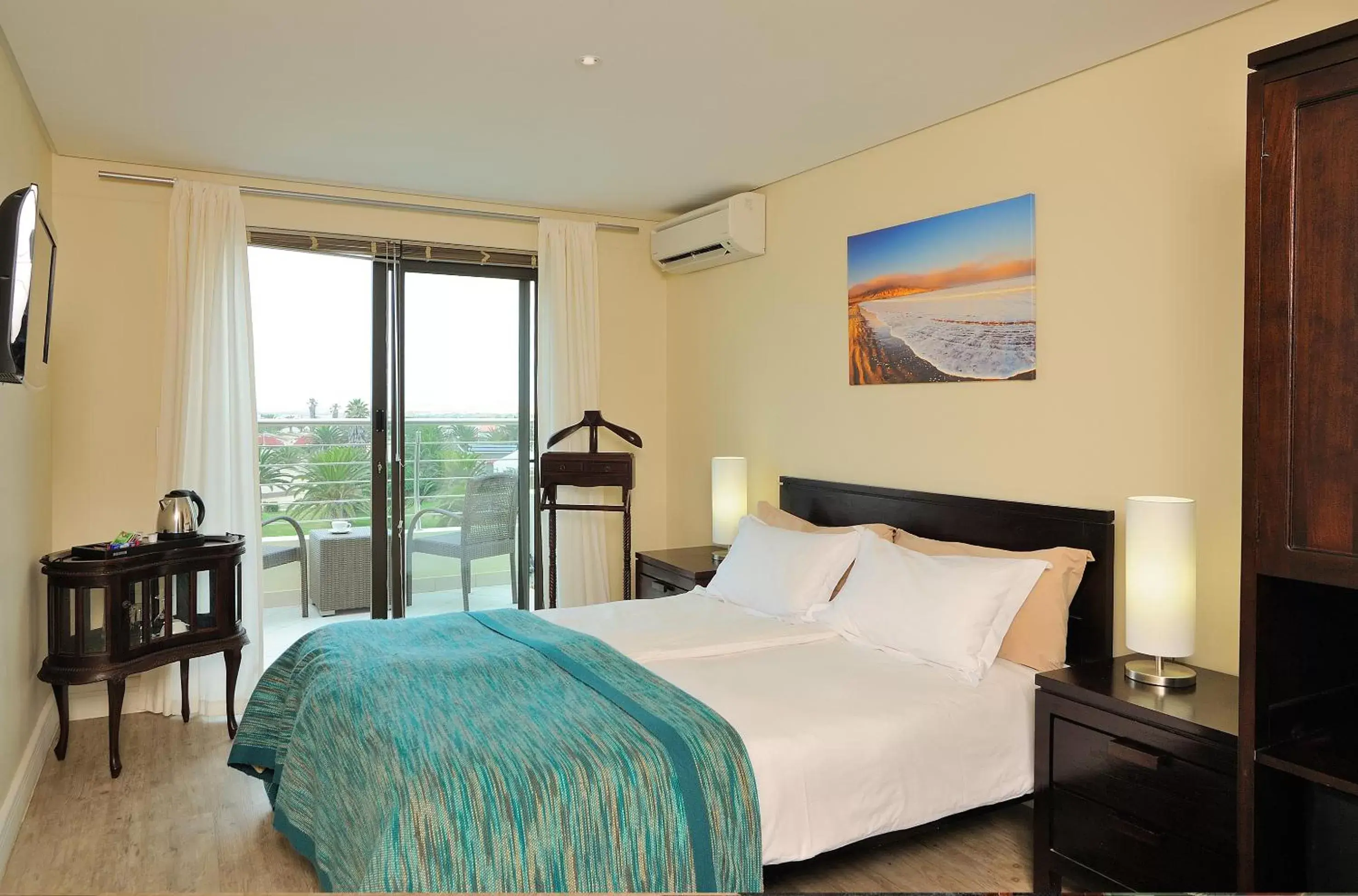 Photo of the whole room, Bed in Beach Hotel Swakopmund