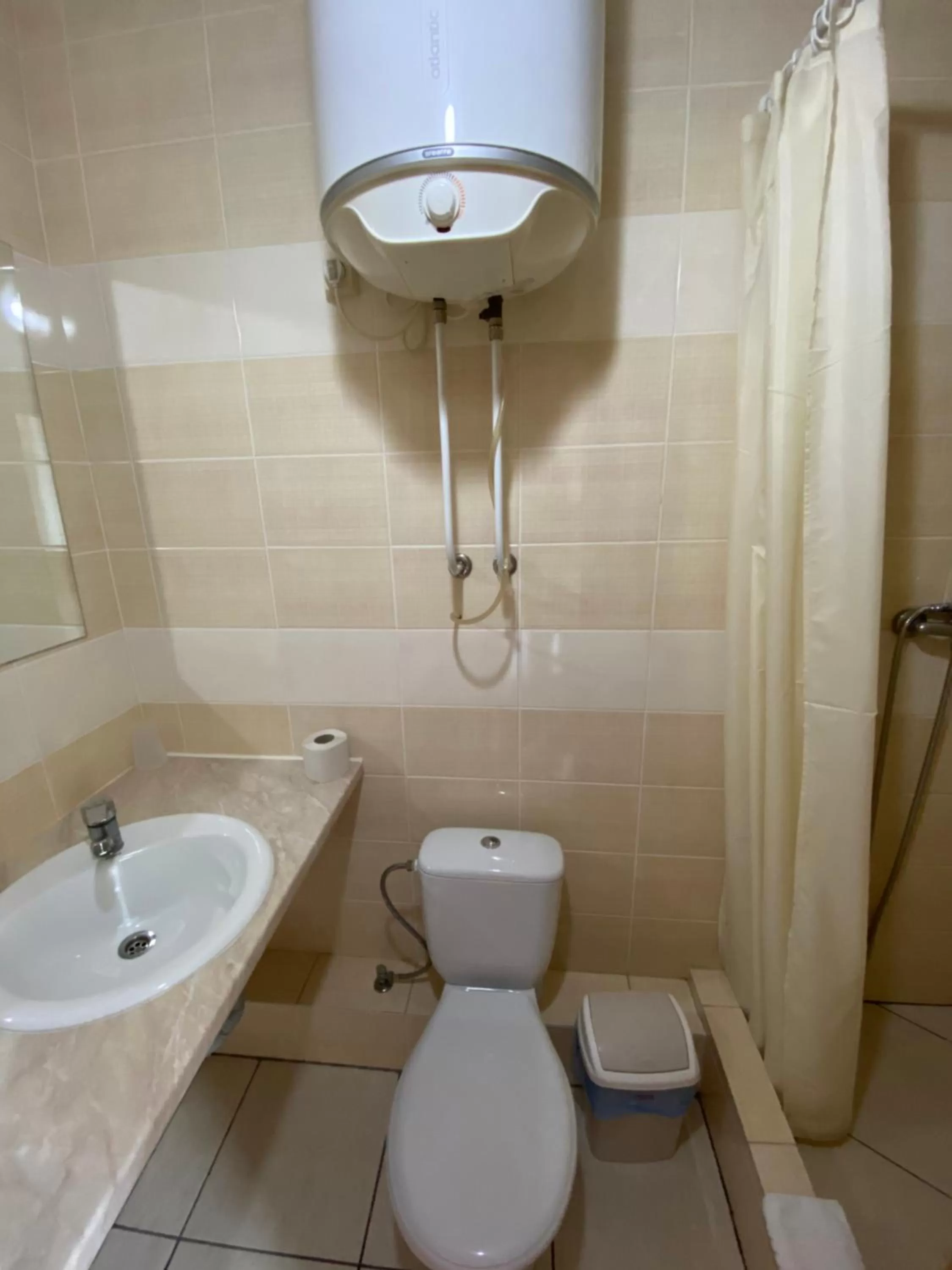 Bathroom in irisHotels