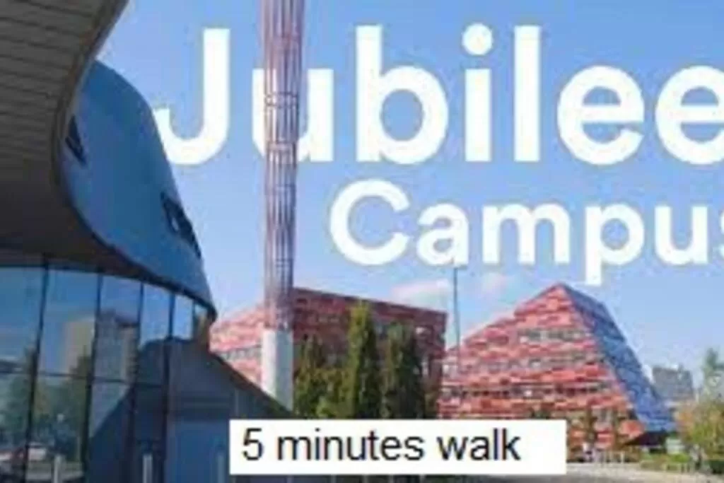 Nearby landmark in Newly refurbished studio, great location 8 studios