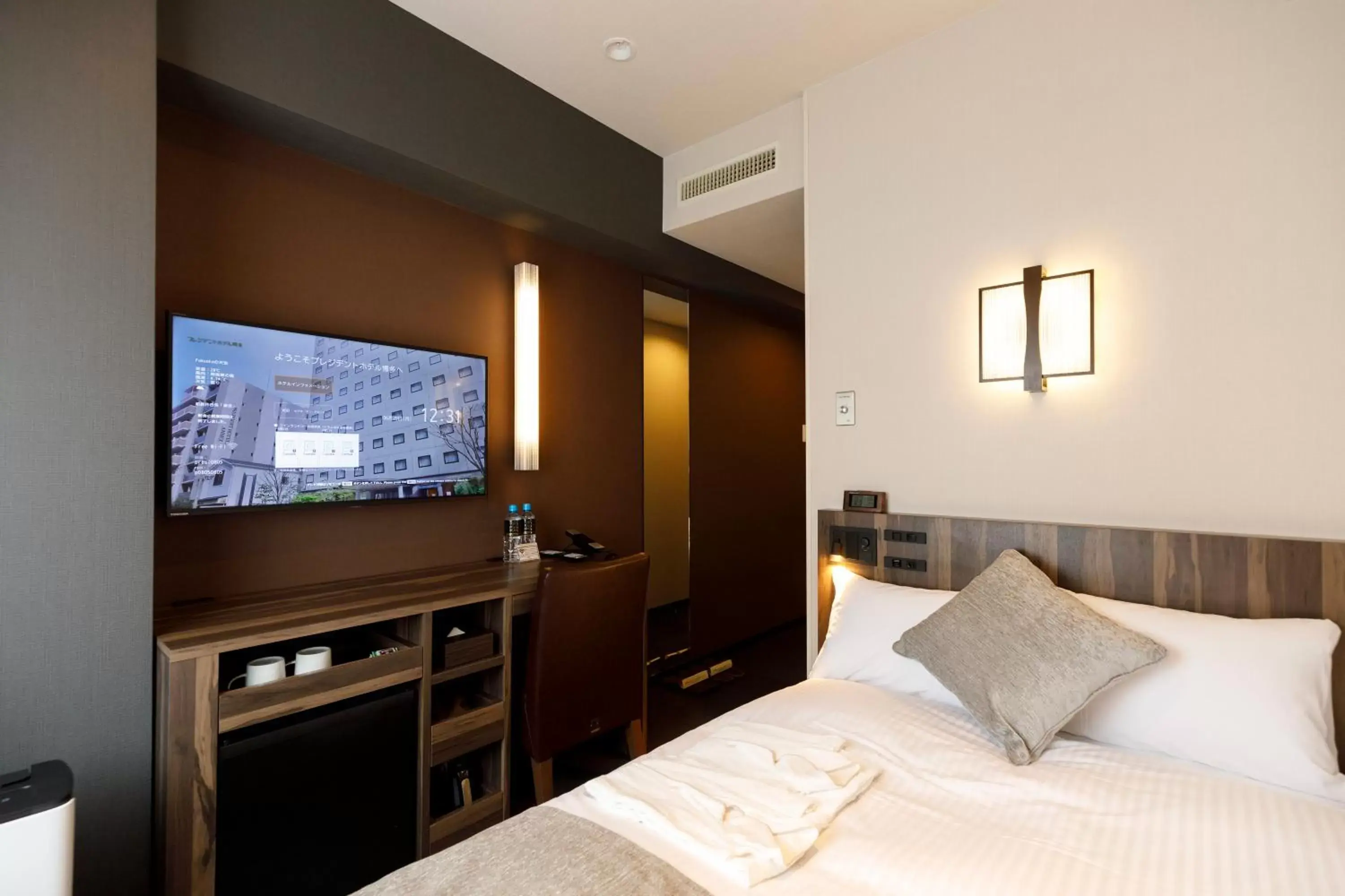 Double Room with Small Double Bed - Non-Smoking in President Hotel Hakata