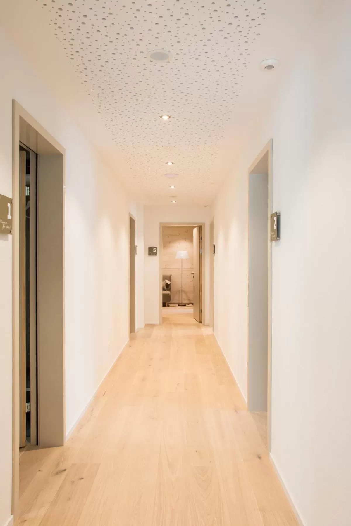 Facade/entrance in kroneLODGE - Self-Check-In Hotel