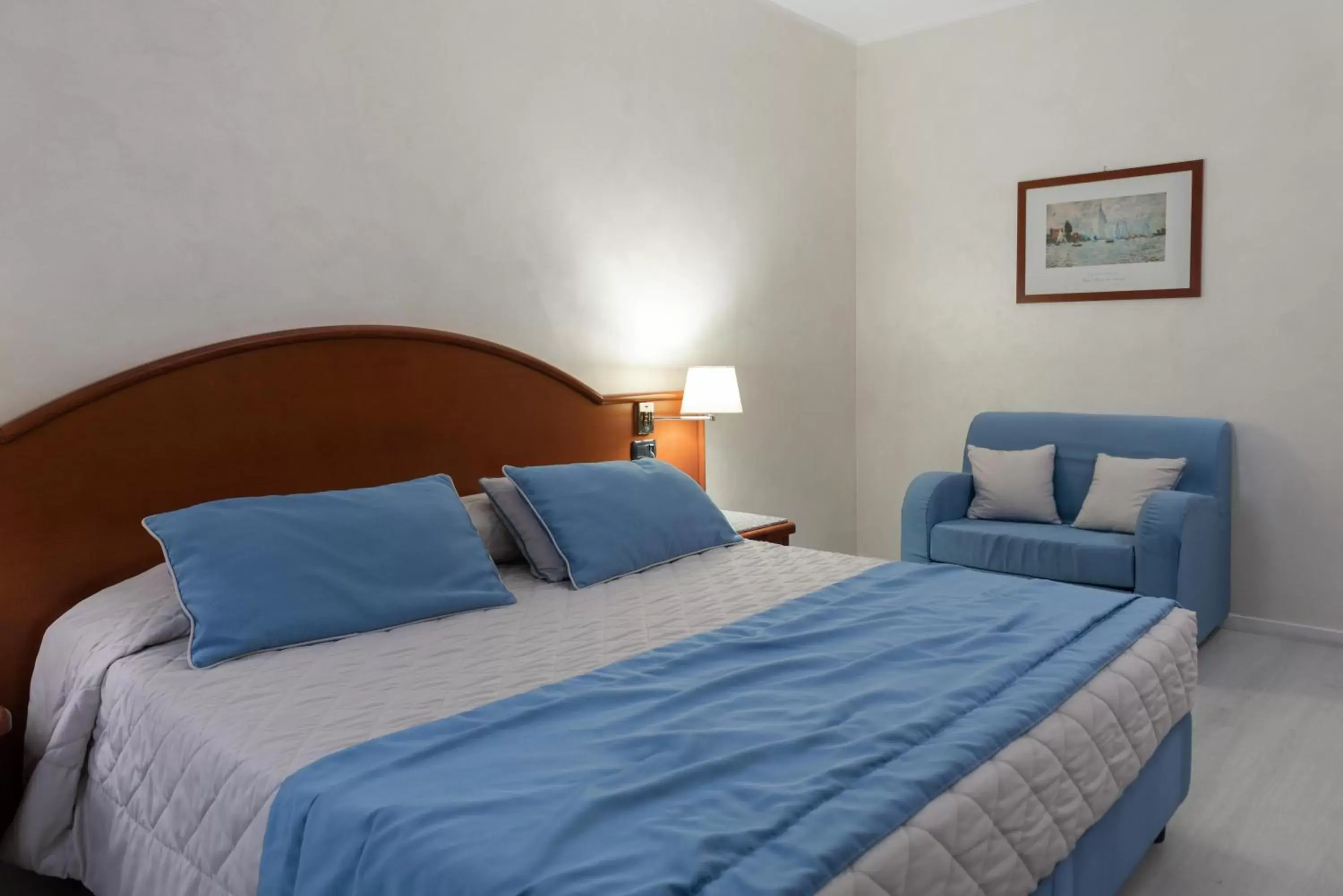 Bed in Edra Palace Hotel & Ristorante