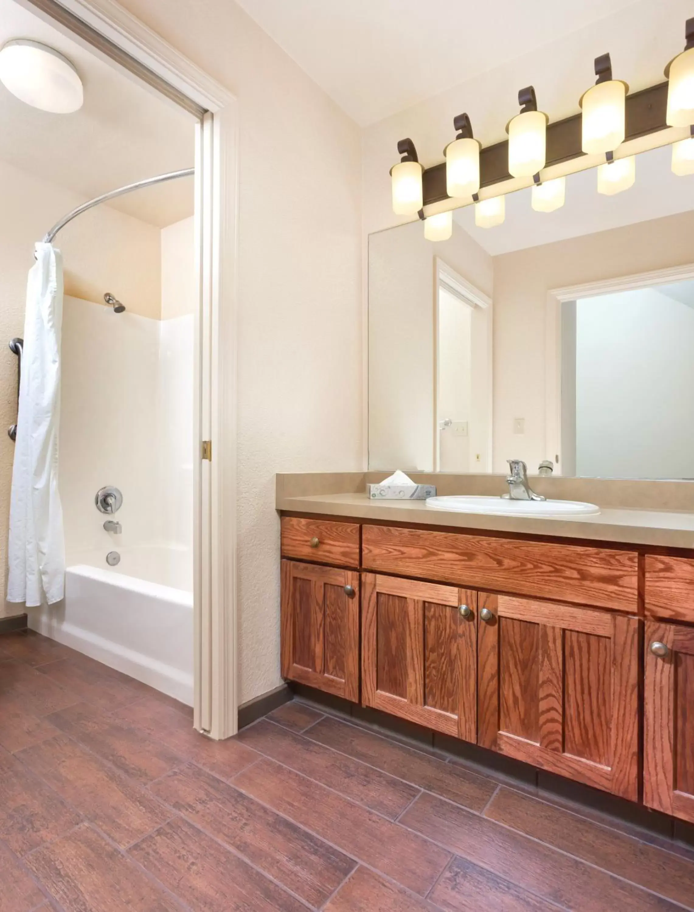 Bathroom in WorldMark Clear Lake