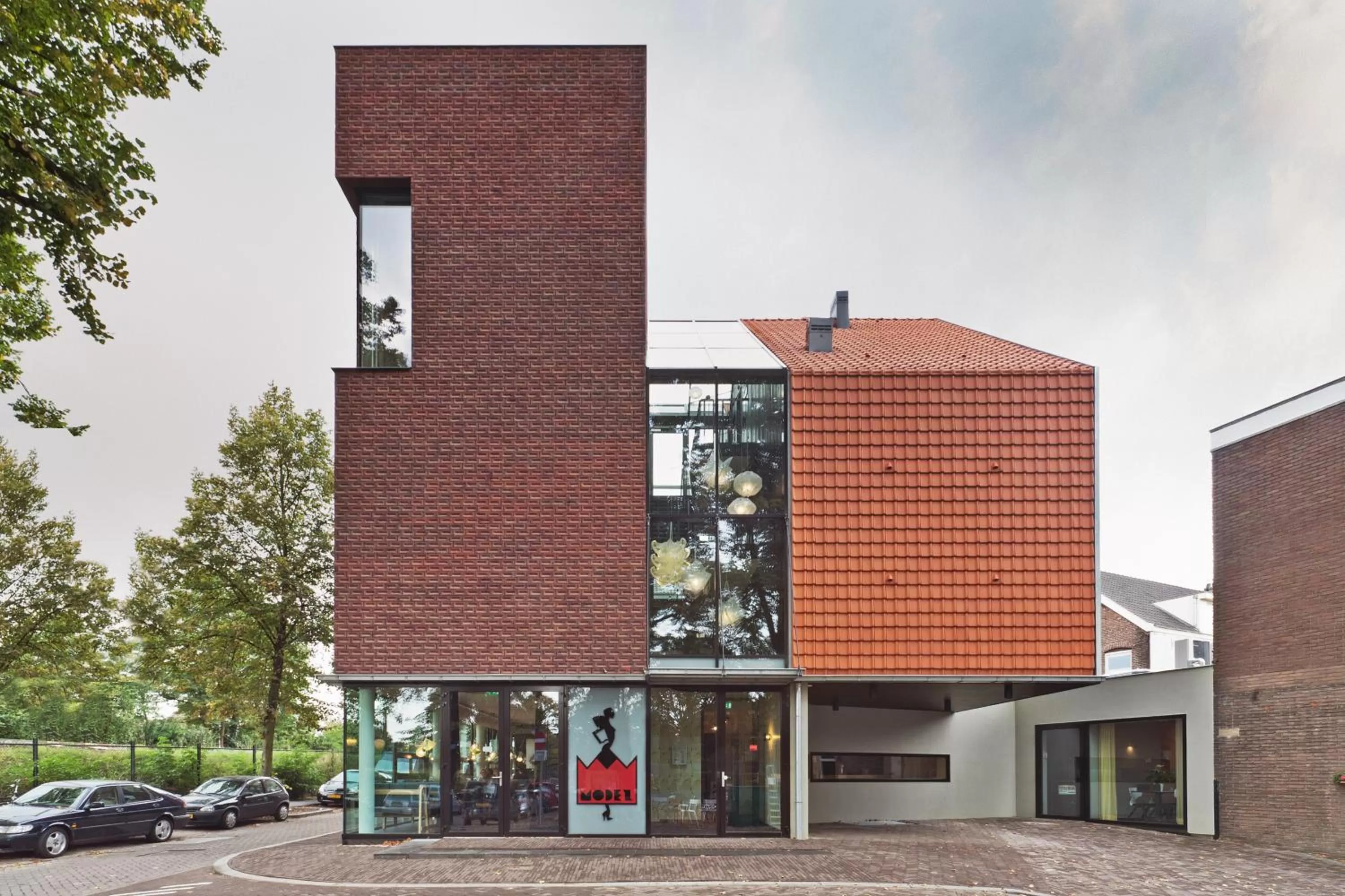 Facade/entrance in Design Hotel Modez