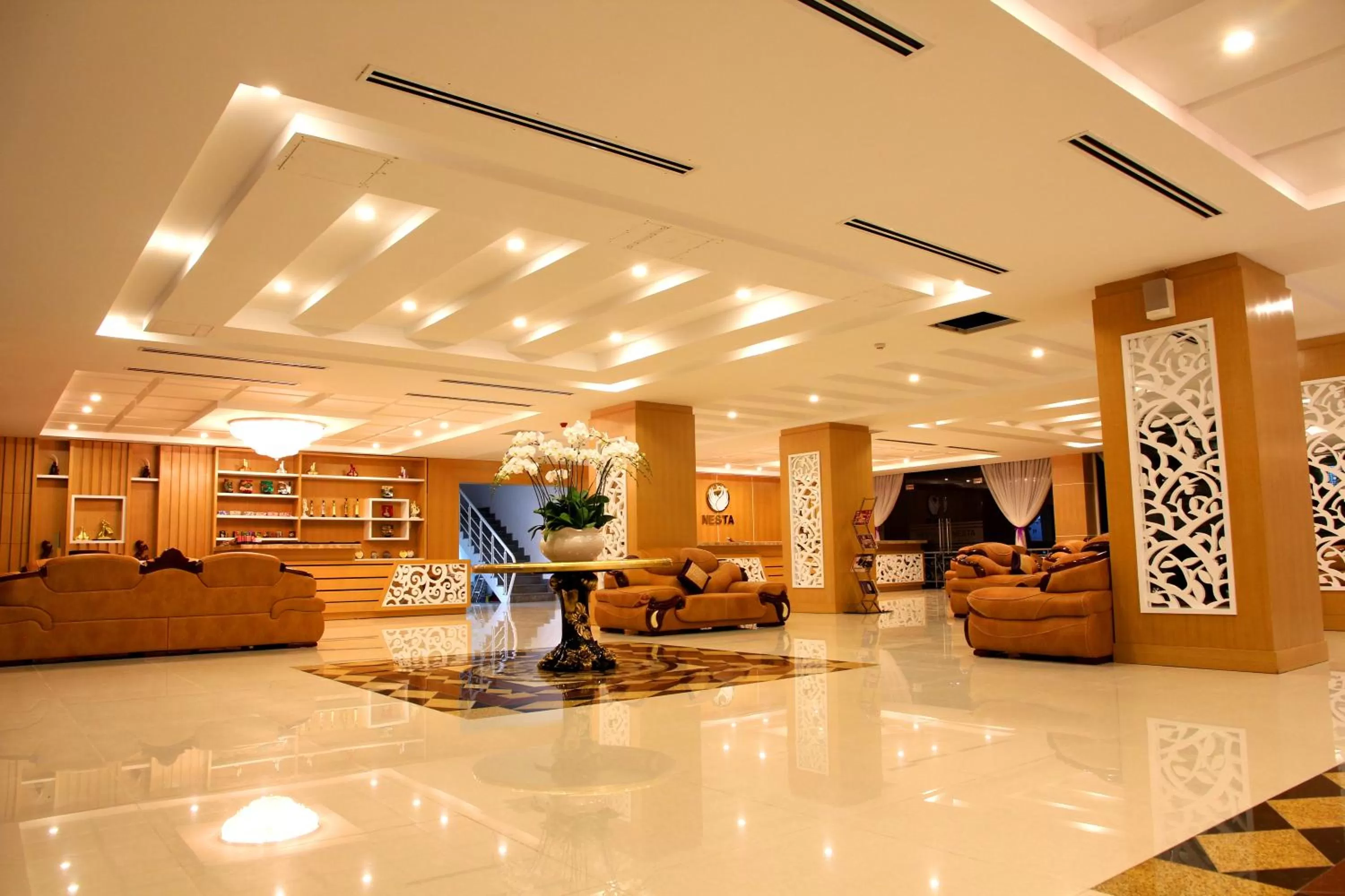 Communal lounge/ TV room in Nesta Hotel Can Tho