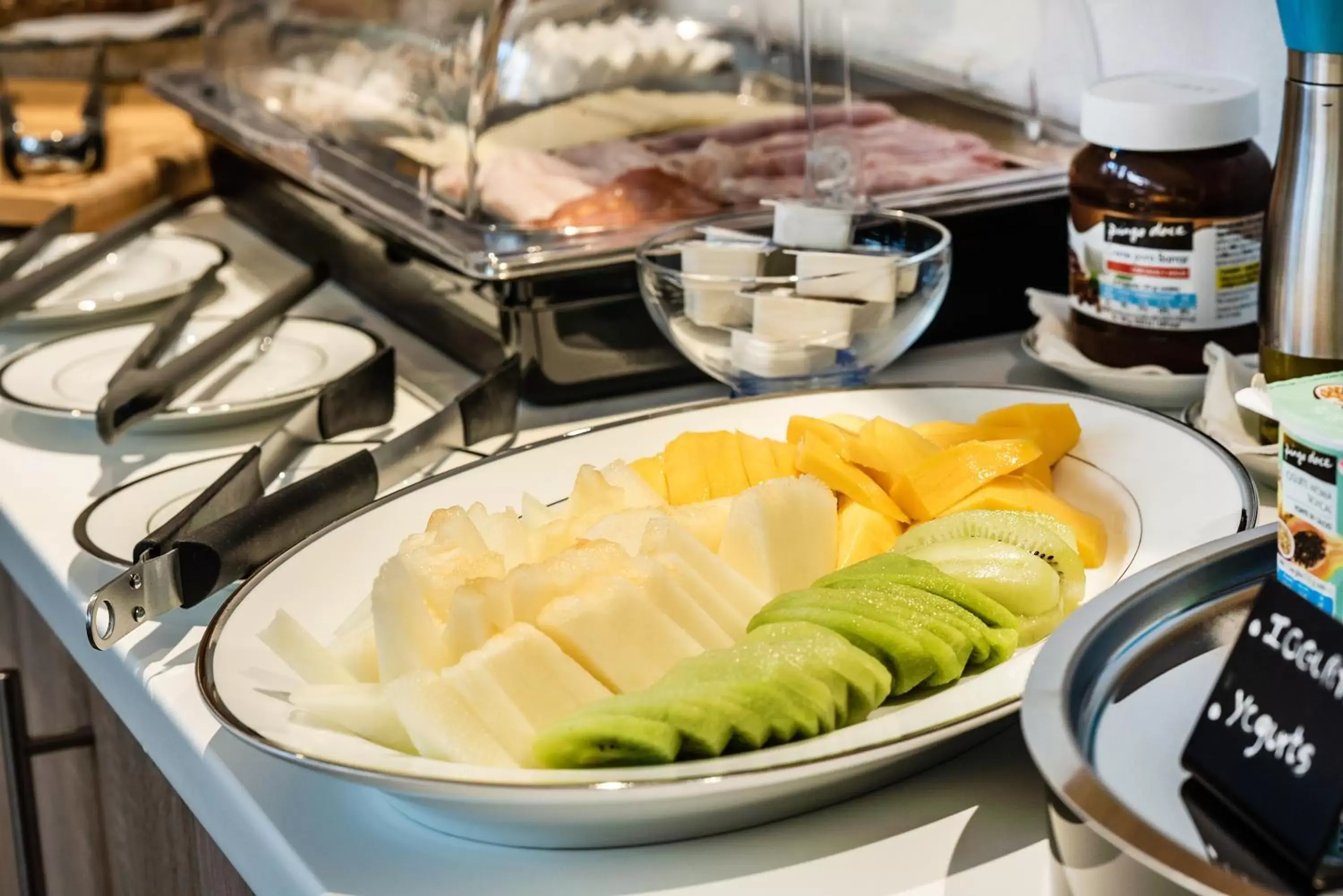 Breakfast in Loulé Coreto Guesthouse