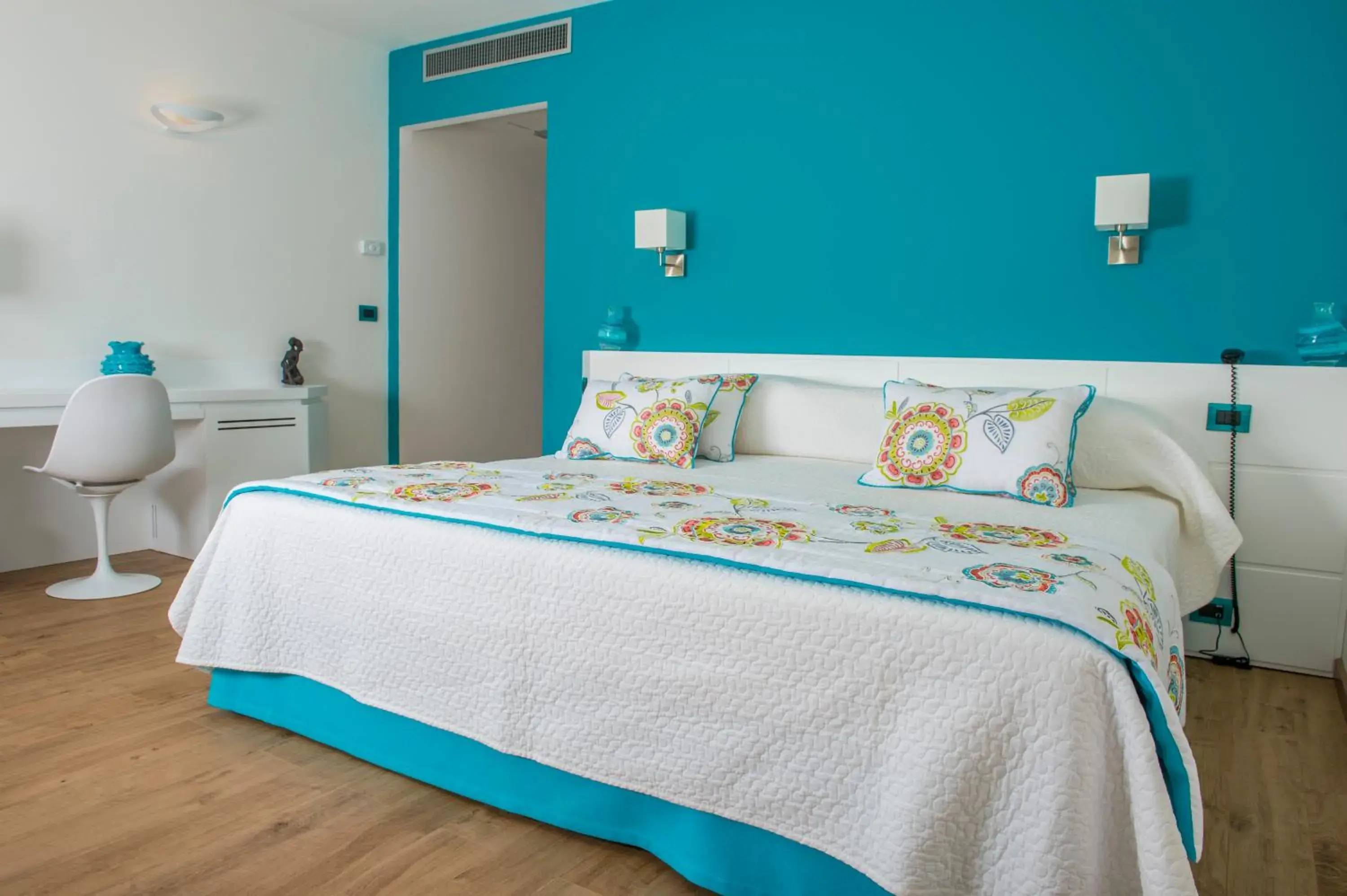 Bed in El Faro Hotel & Spa