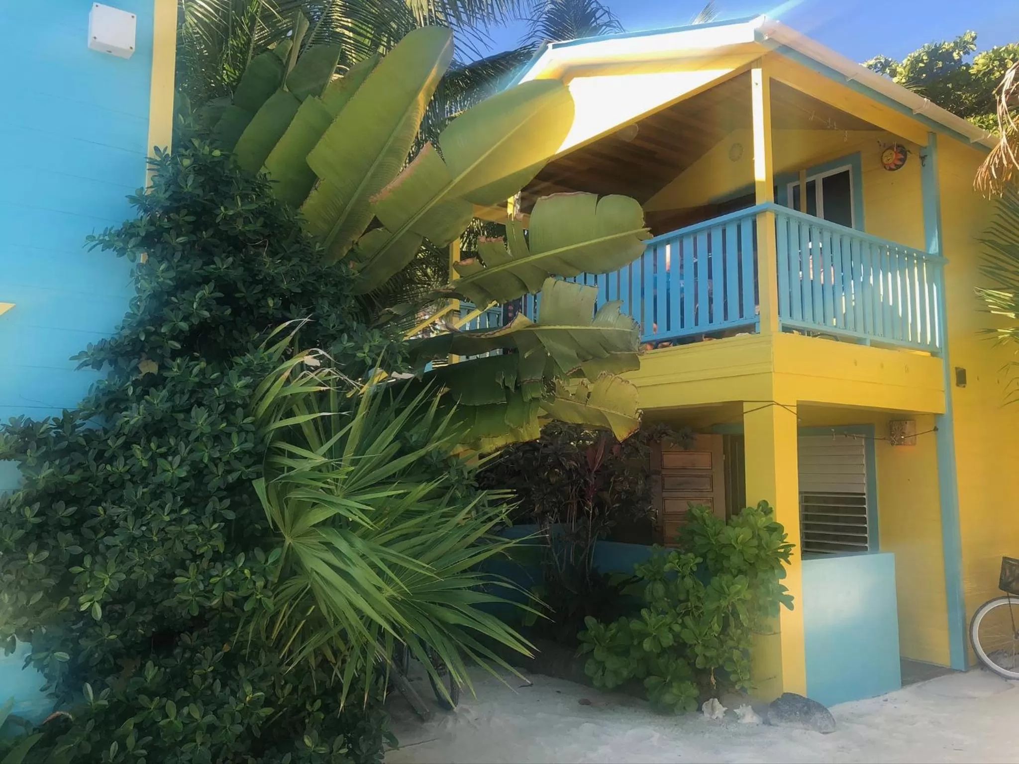 Ocean View Suite (Lower #10) in Colinda Cabanas